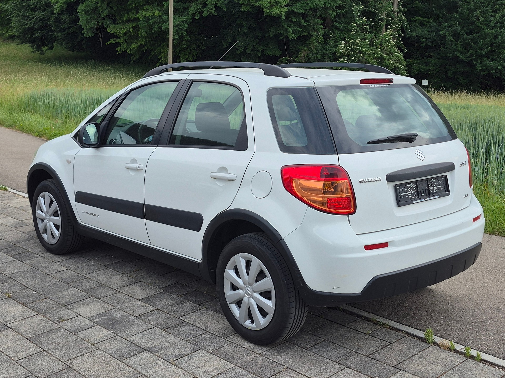 SUZUKI SX4 1.6 16V GL 4WD-showroom-element-3