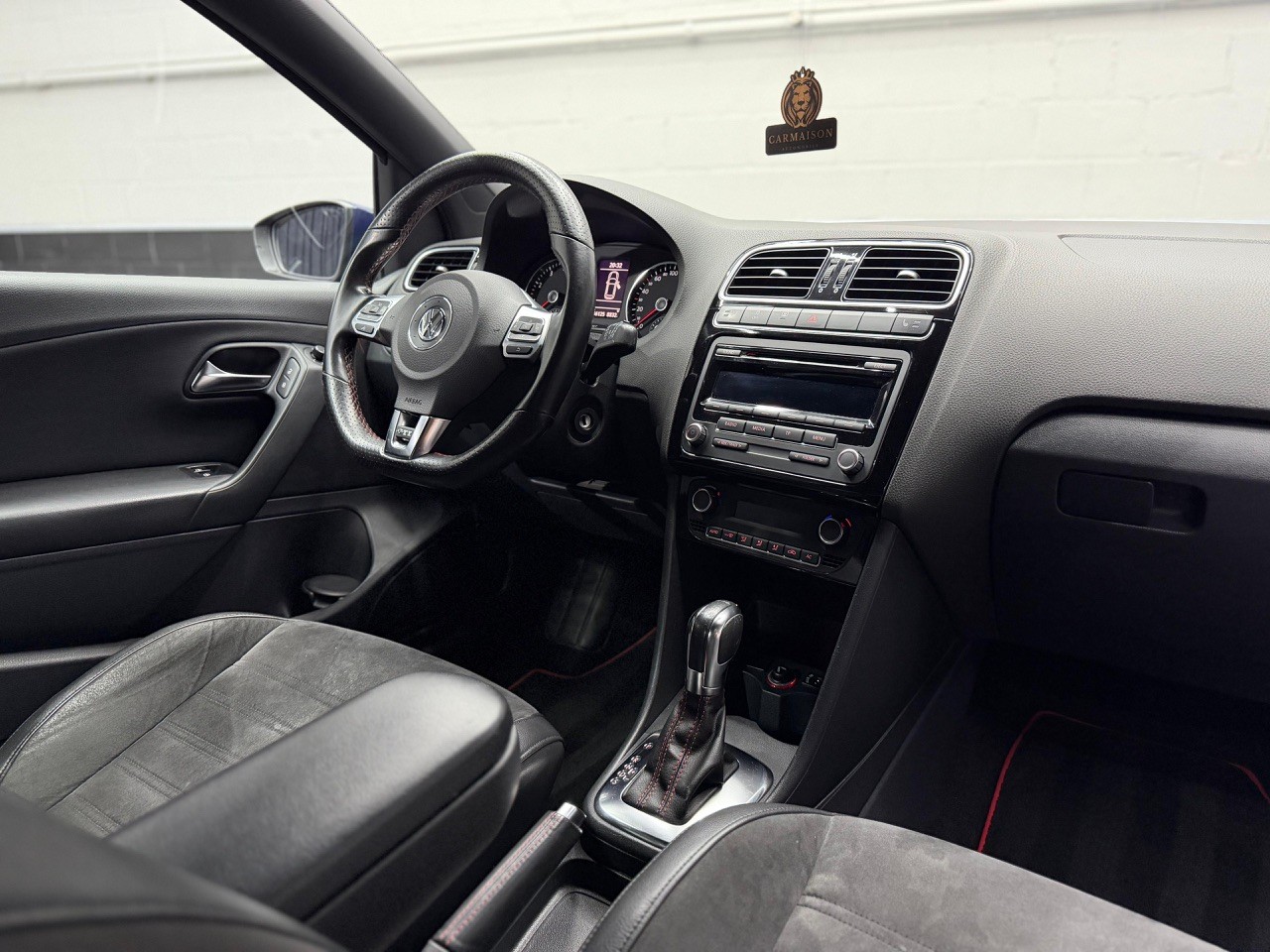 VW Polo 1.4 TSI GTI DSG | Leder-Alcantara | Tempomat-image-21