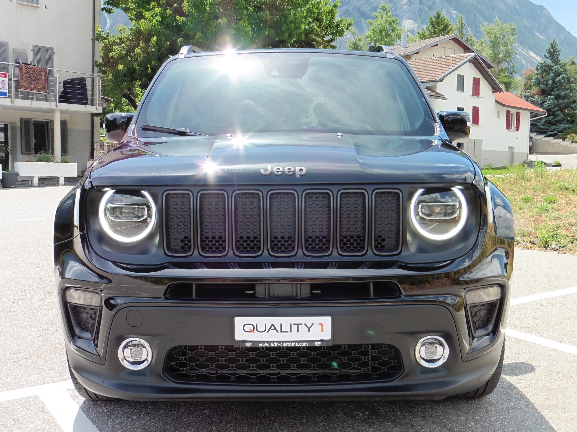 JEEP Renegade 1.3 Turbo S AWD-showroom-element-3