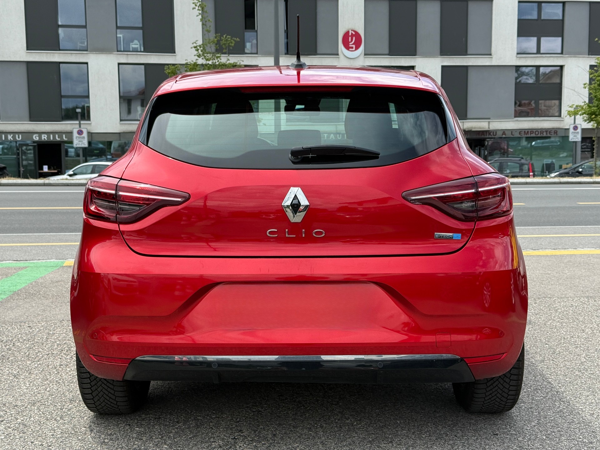 RENAULT Clio 1.6 E-Tech Intens-image-5