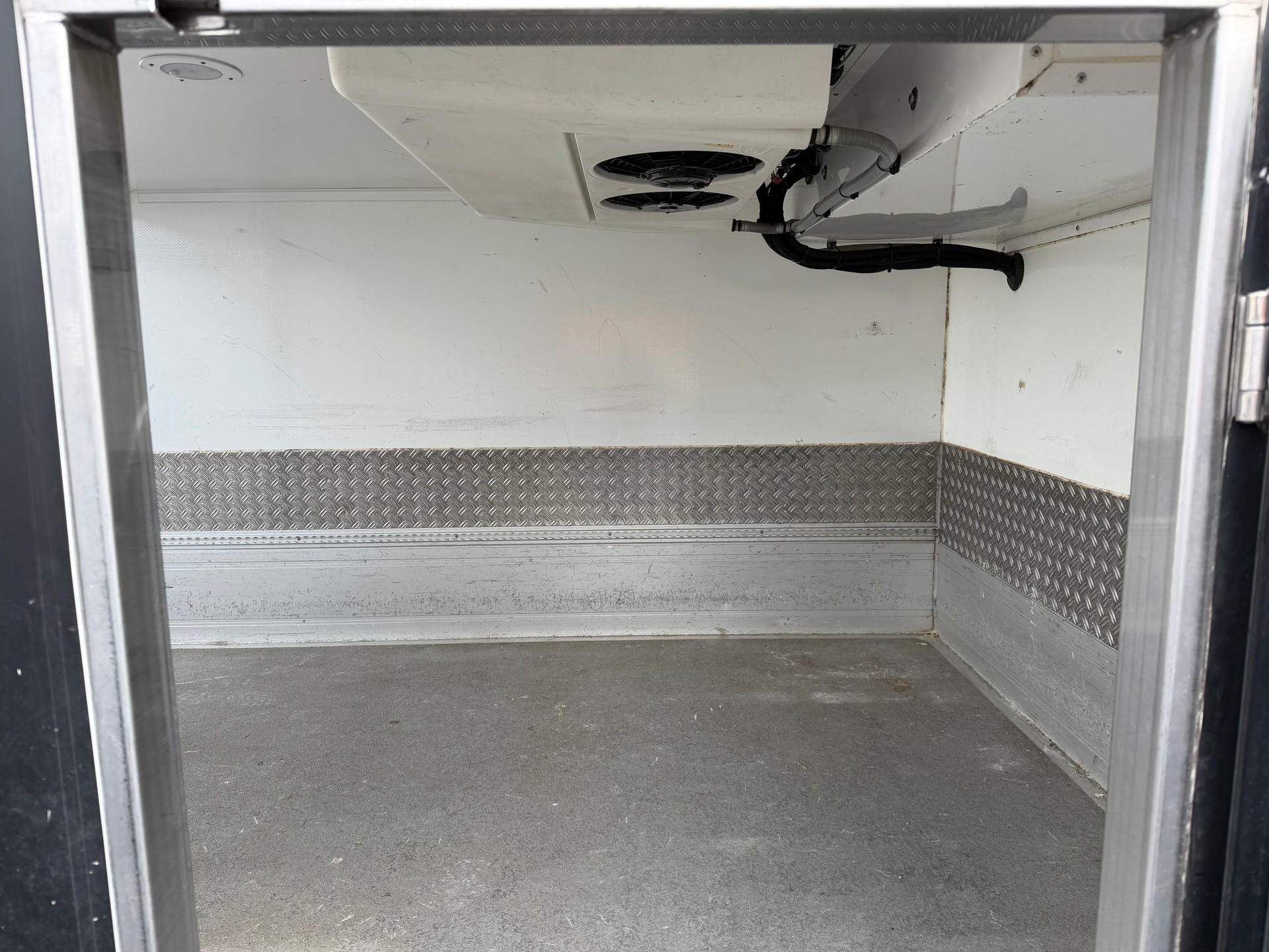 FIAT Ducato 35 2.3 MJ Tiefkühler -20-image-7