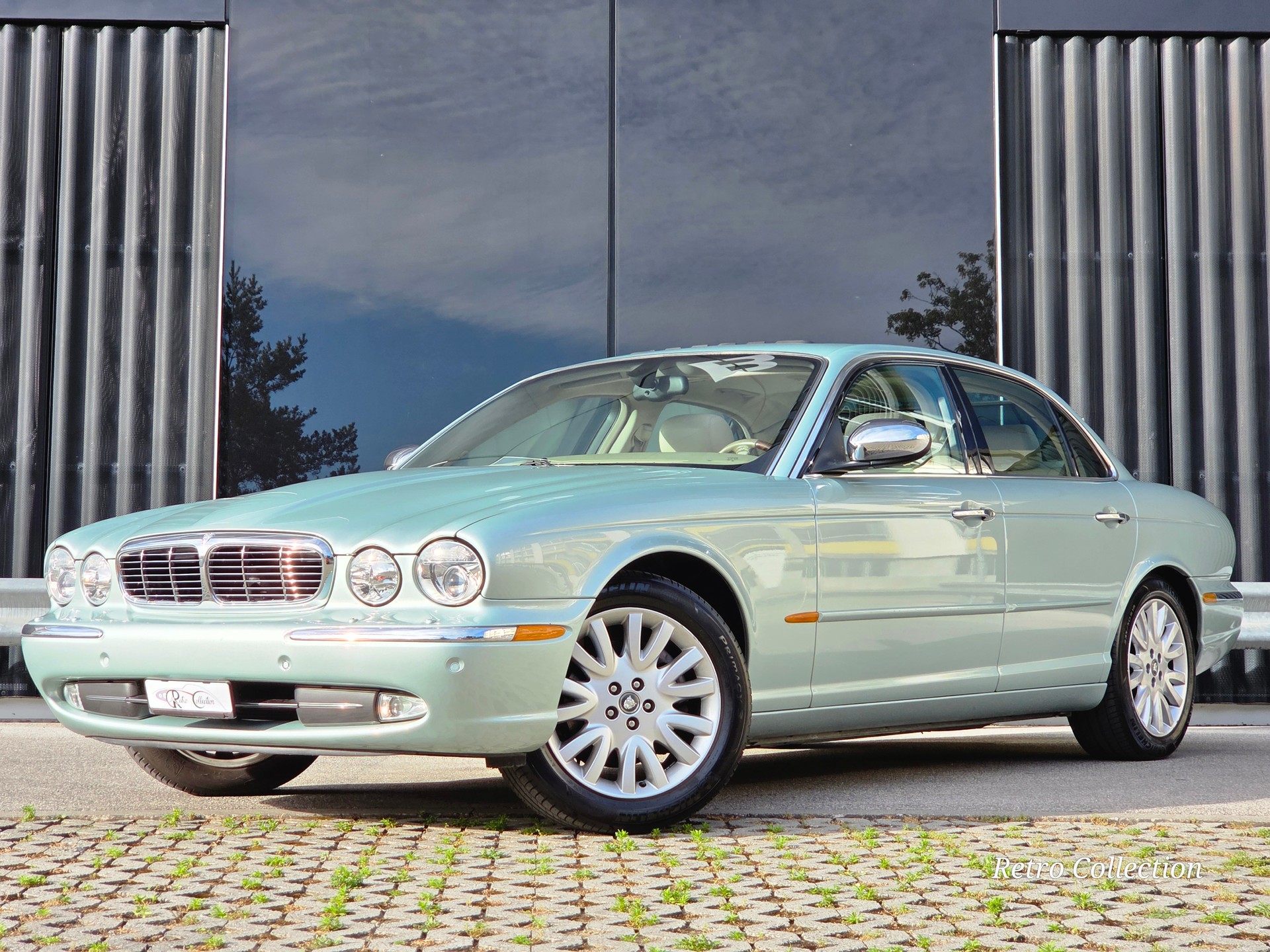 JAGUAR XJ8 4.2 V8 Executive - voiture CH - 1ère main - bon état - vendue expertisée du jour.