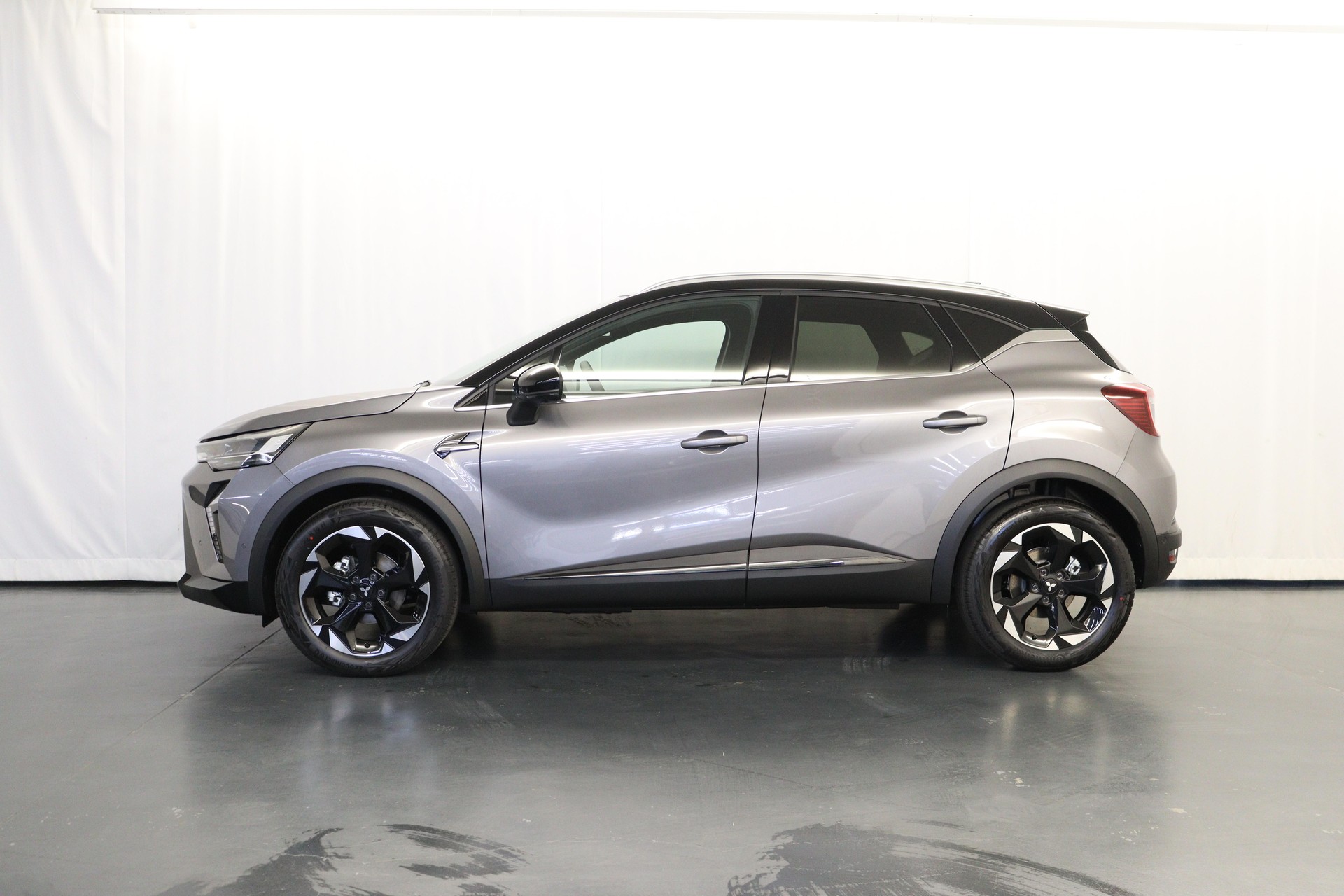 MITSUBISHI ASX 1.3 MH Intense-showroom-element-3
