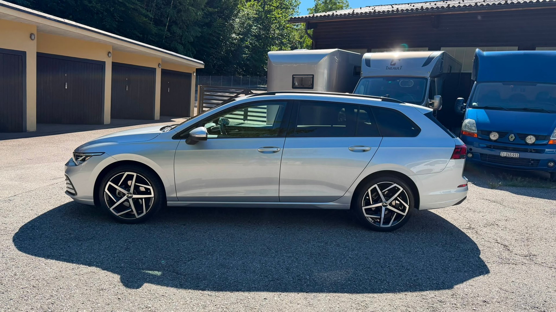 VW Golf 1.0 eTSI mHEV ACTLife DSG-showroom-element-3