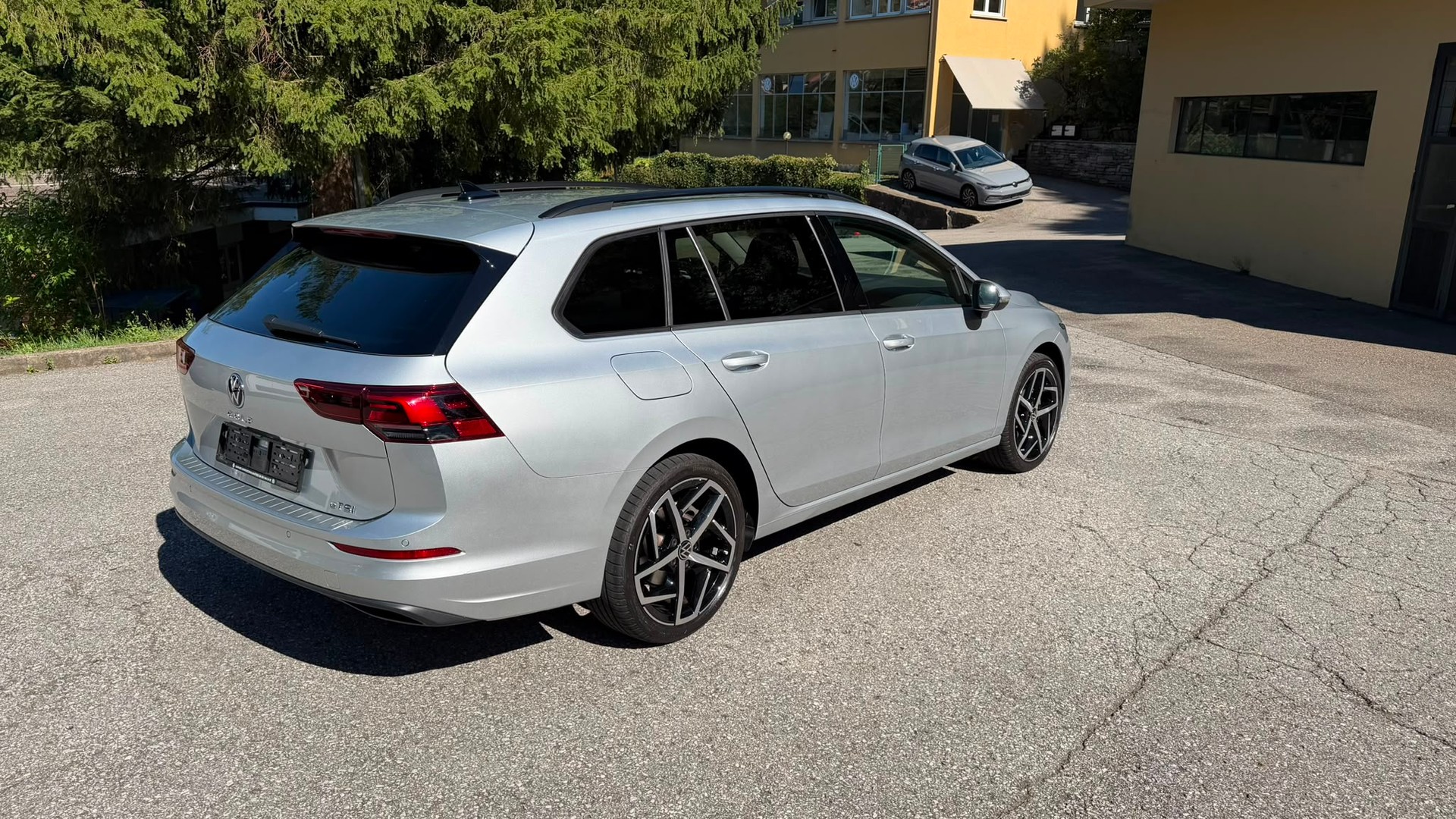 VW Golf 1.0 eTSI mHEV ACTLife DSG-image-6