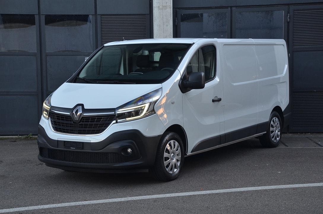RENAULT Trafic 2.0 ENERGY dCi 120 Business L2H1 3.0 t 4d