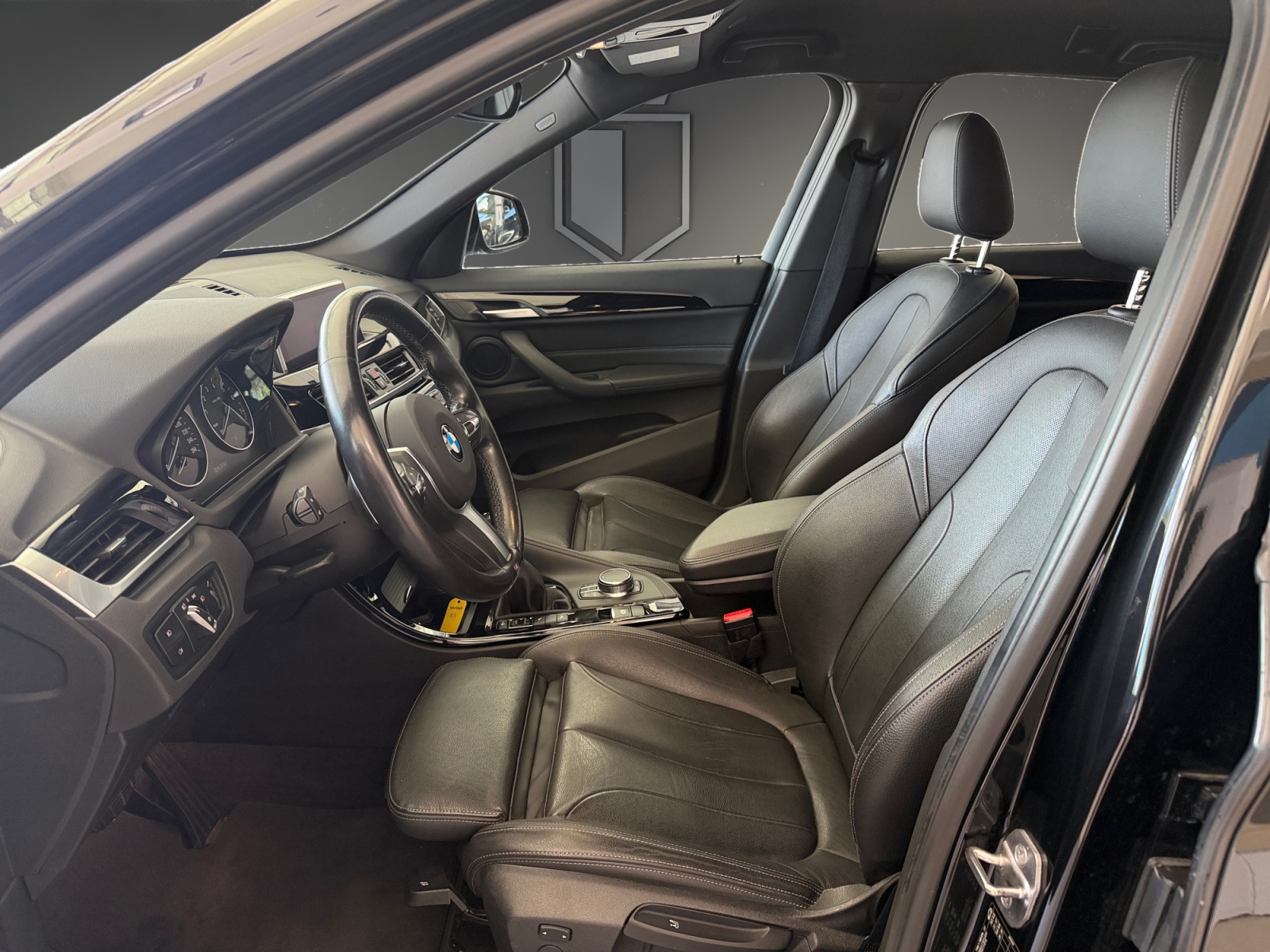 BMW X1 xDrive 25i M Sport Steptronic-image-10