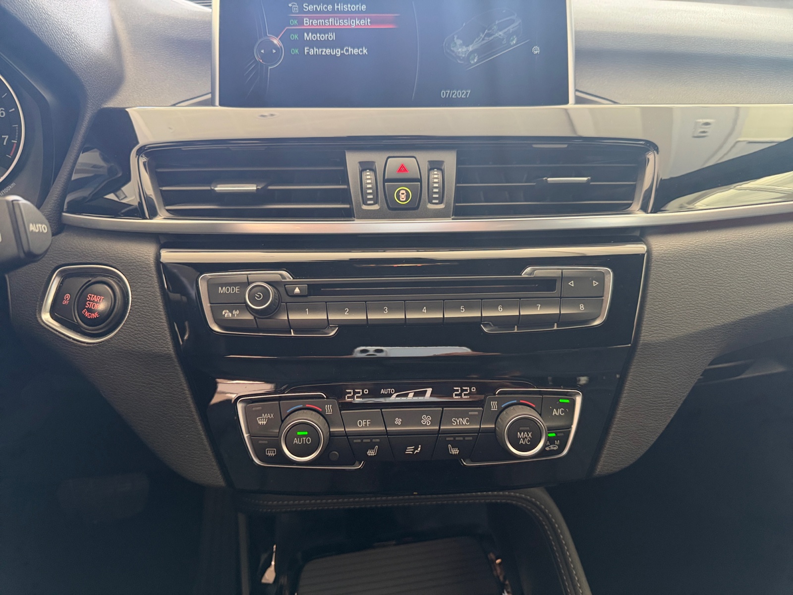 BMW X1 xDrive 25i M Sport Steptronic-image-16