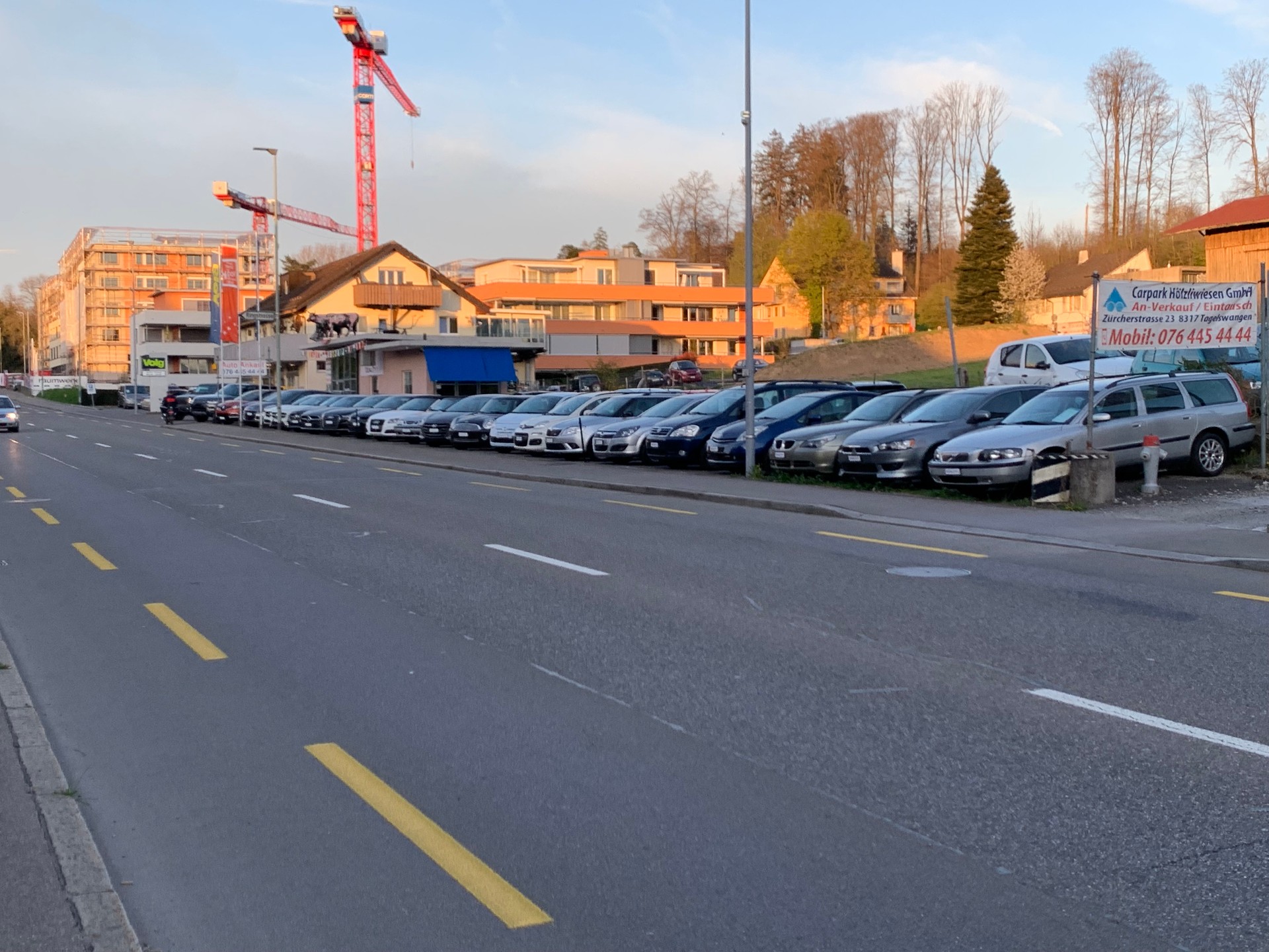 VOLVO V70 D5 AWD Momentum-image-12