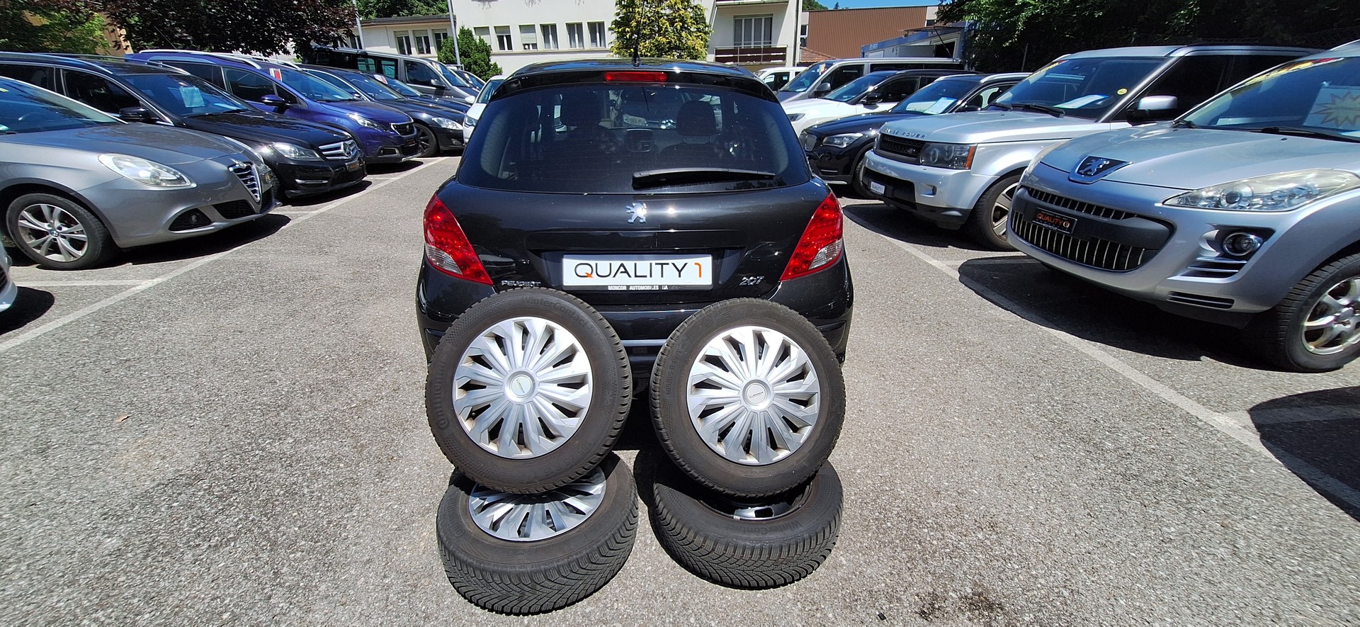 PEUGEOT 207 1.6 16V Swiss Edition-image-8
