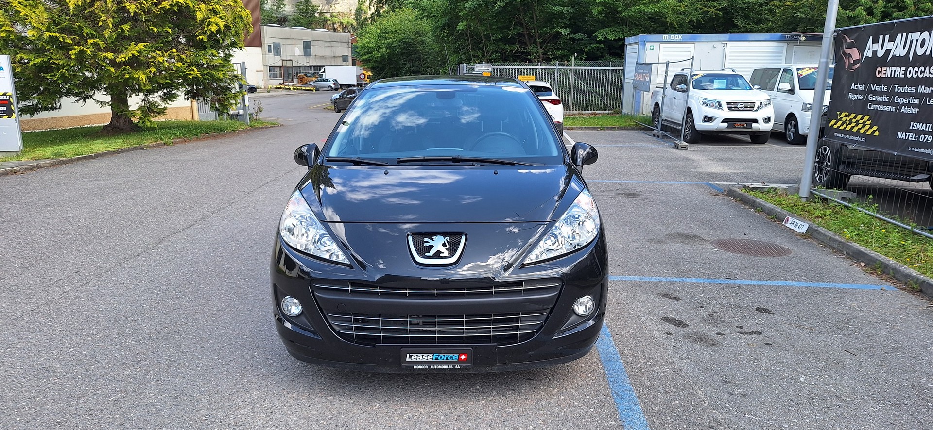PEUGEOT 207 1.6 16V Swiss Edition-showroom-element-1