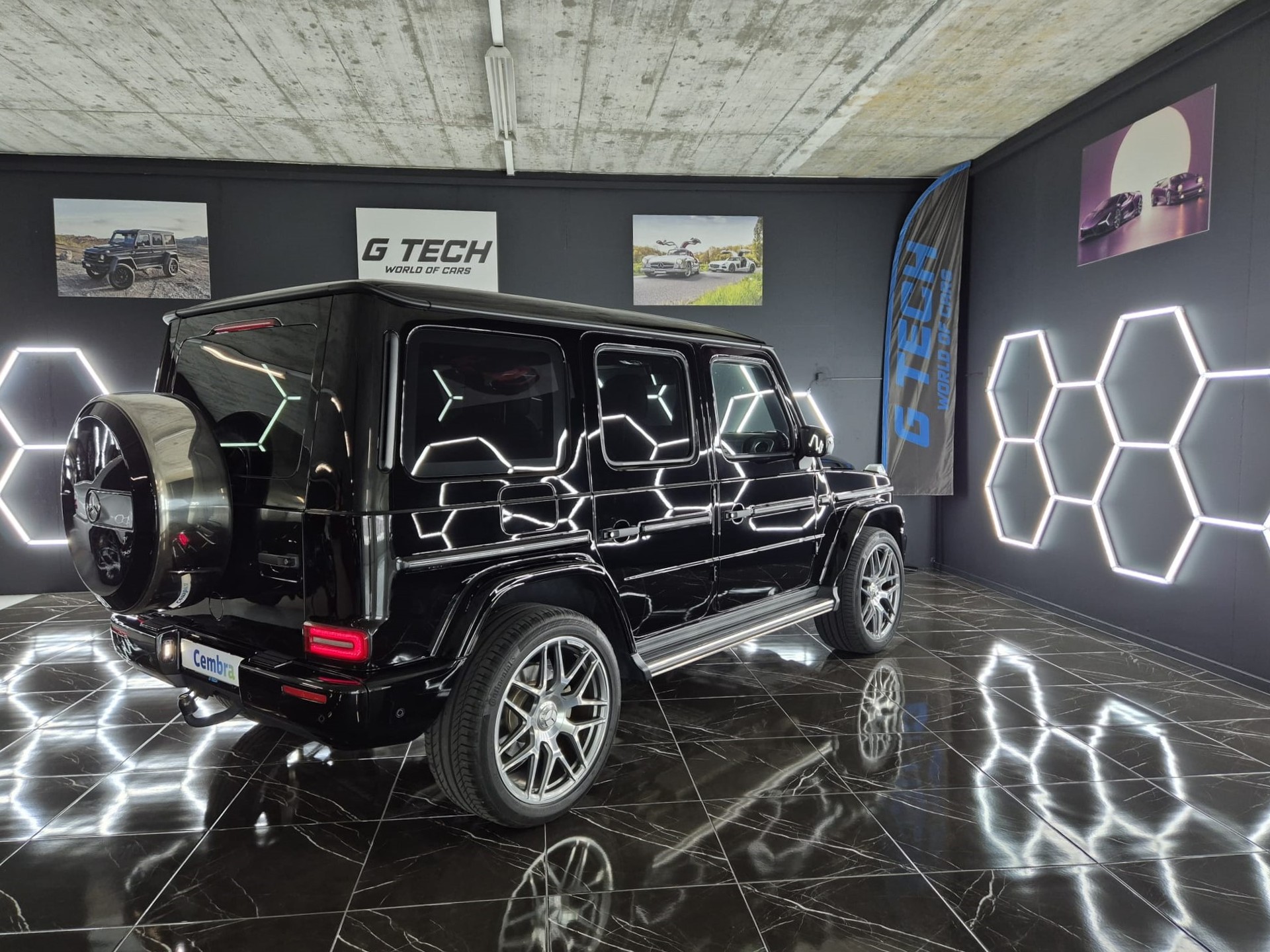 MERCEDES-BENZ G 400 d AMG Line 9G-Tronic-image-10
