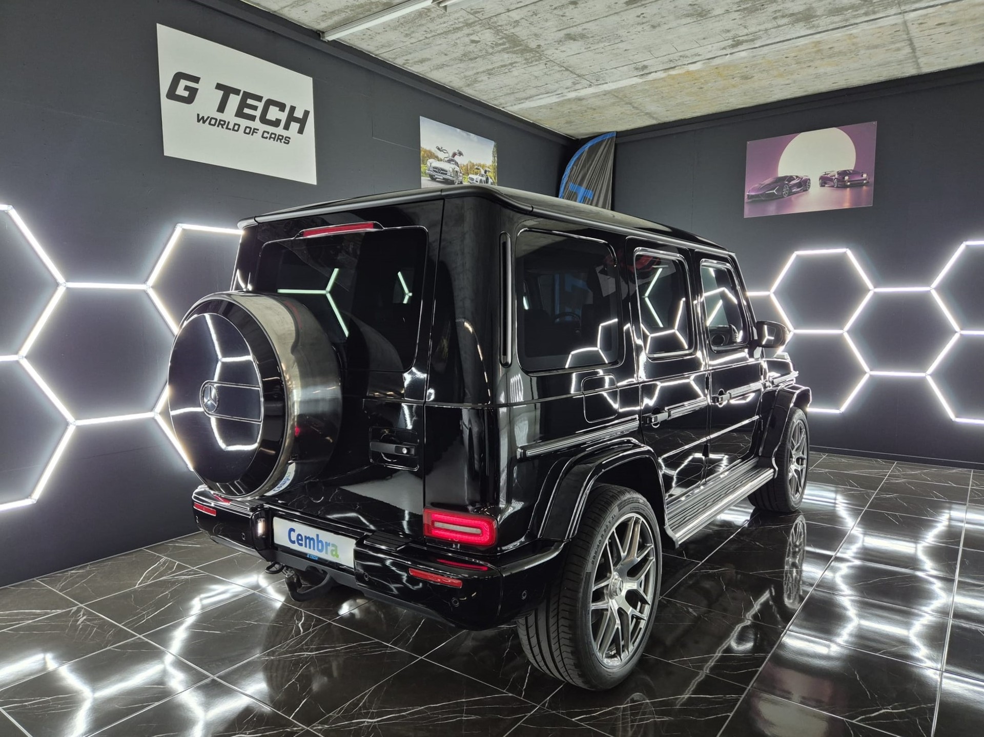 MERCEDES-BENZ G 400 d AMG Line 9G-Tronic-showroom-element-3