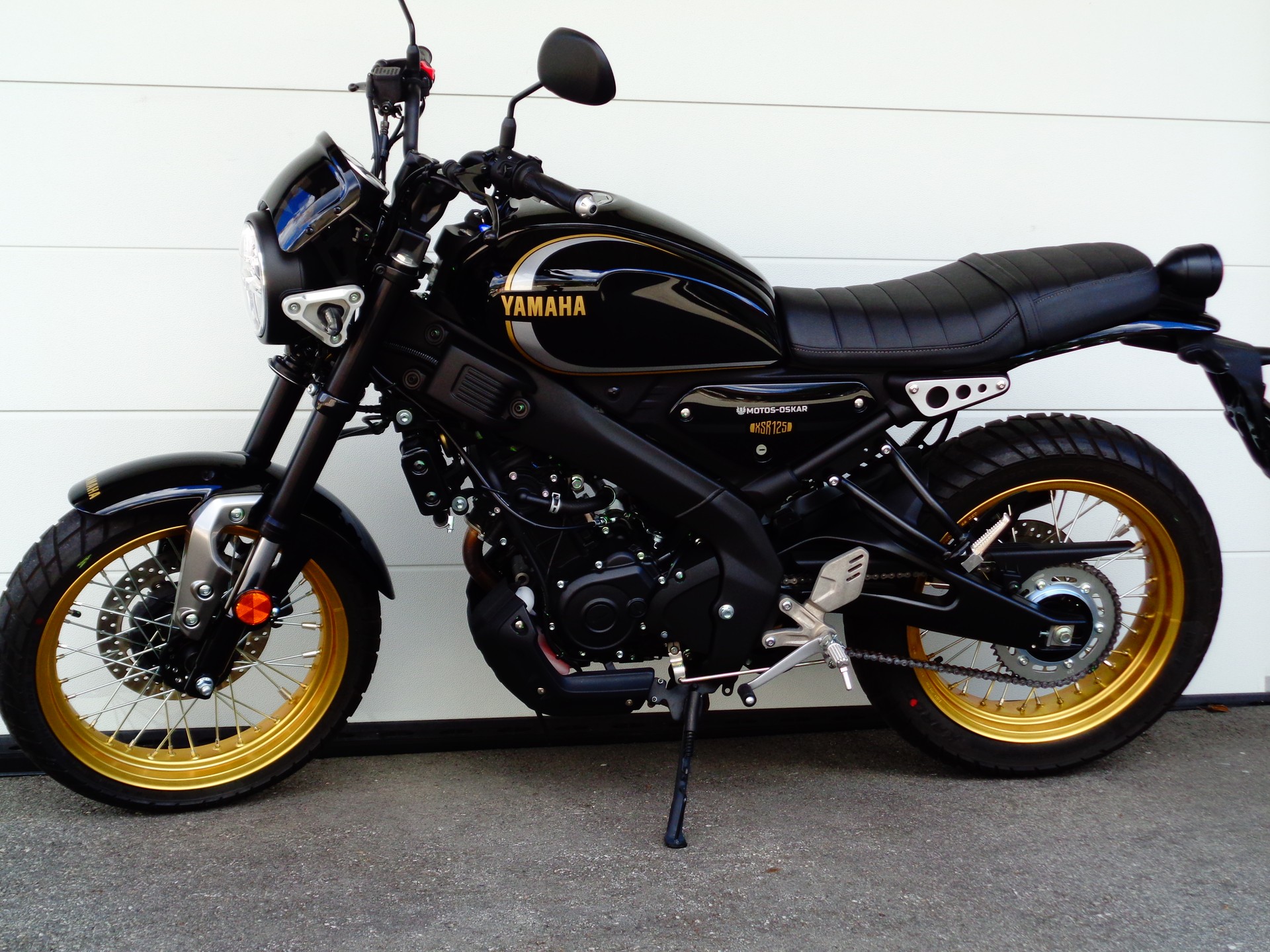 YAMAHA XSR 125 Legacy Edition-image-6