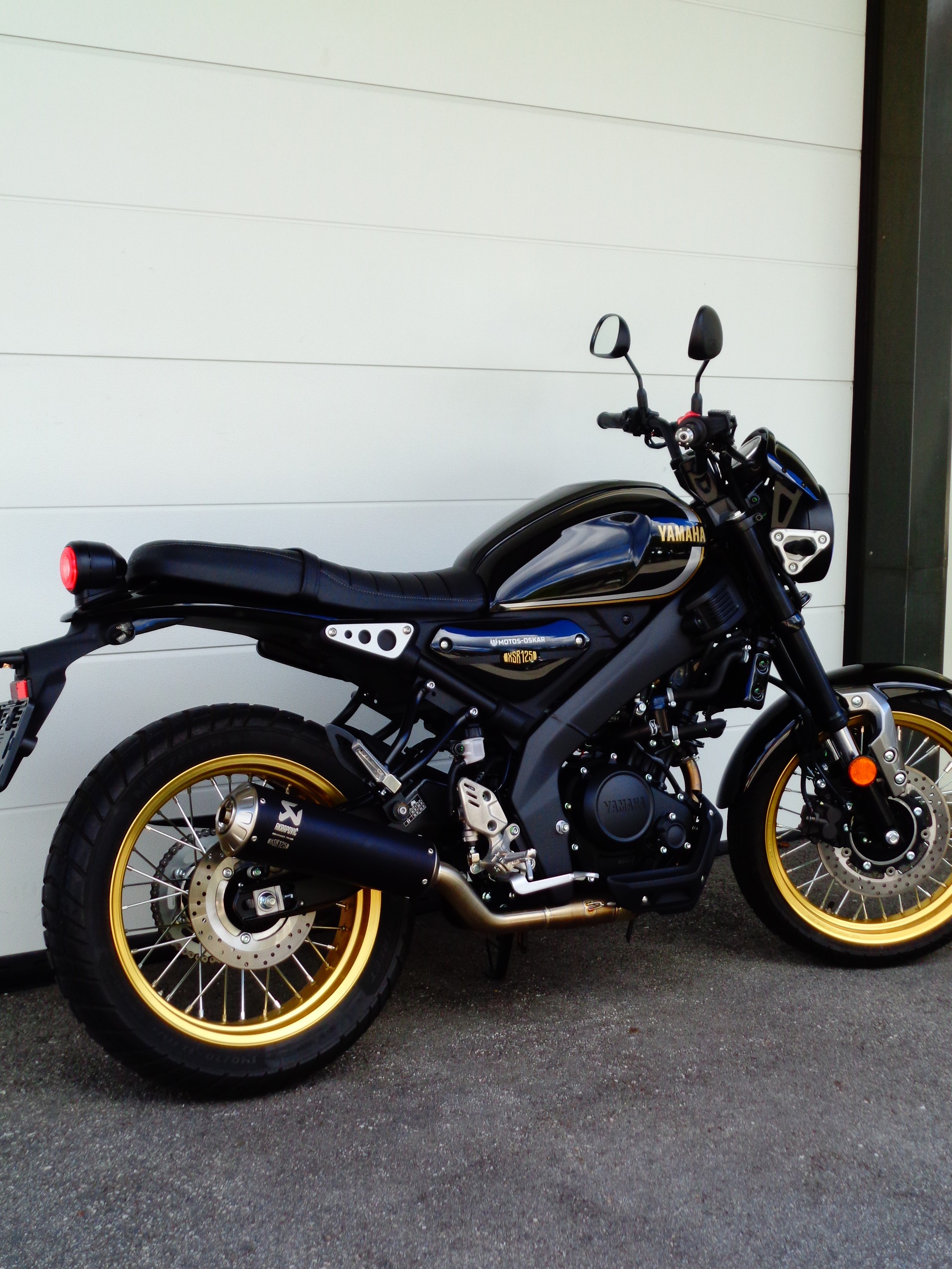YAMAHA XSR 125 Legacy Edition-image-4
