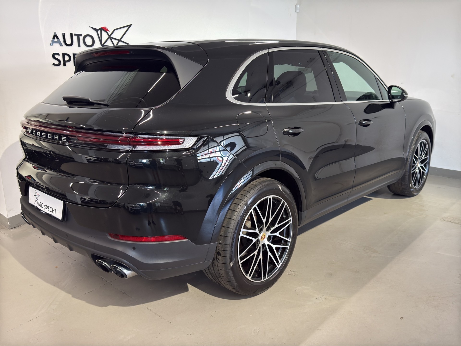 PORSCHE Cayenne Tiptronic-showroom-element-3