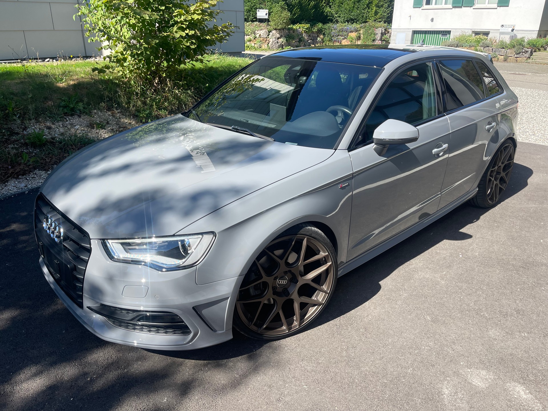 AUDI A3 Sportback 1.8 TFSI Ambition quattro S-tronic mit absoluter Top-Ausstattung!!