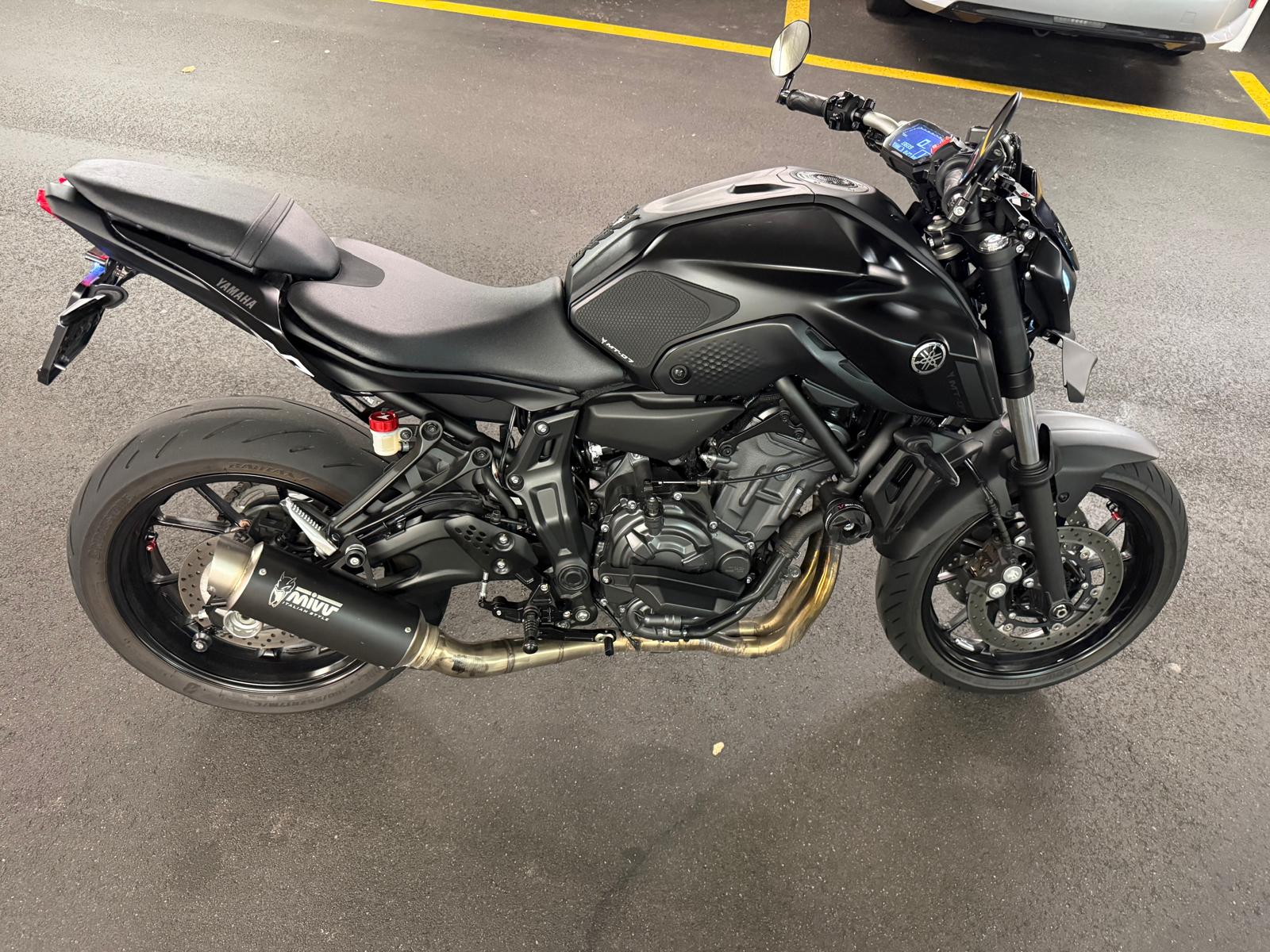 YAMAHA MT-07-image-1
