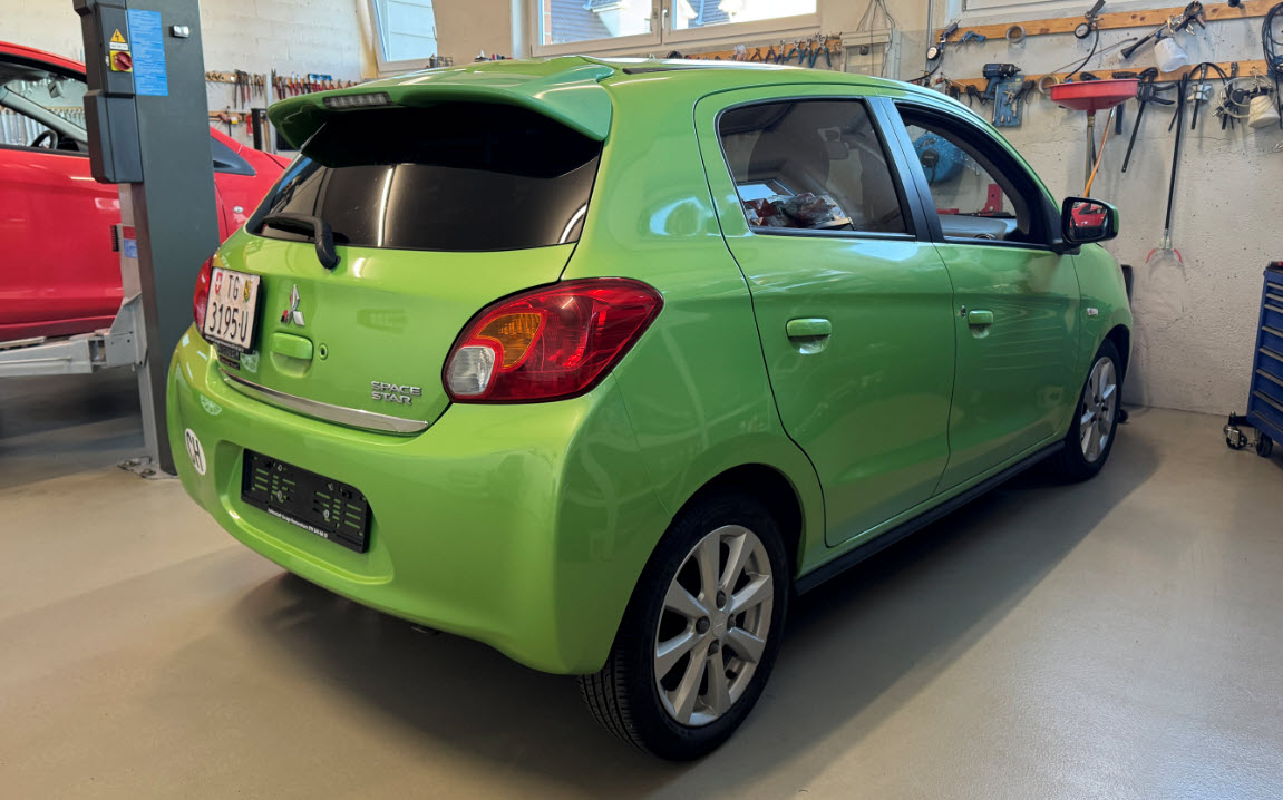MITSUBISHI Space Star 1.2 Invite-showroom-element-3