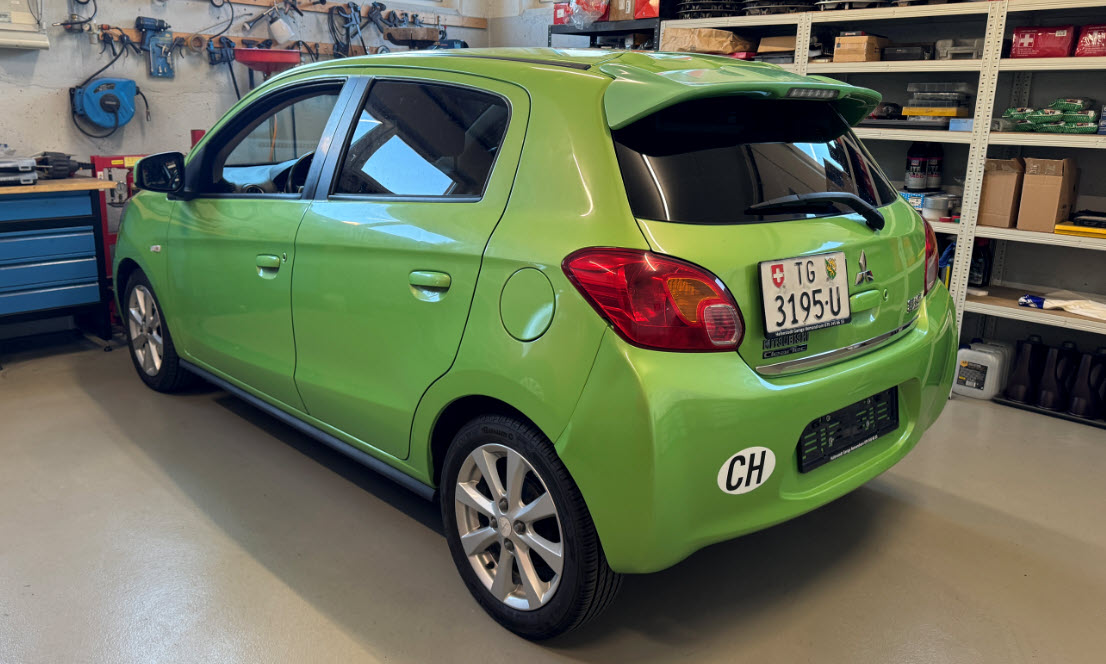 MITSUBISHI Space Star 1.2 Invite-showroom-element-2