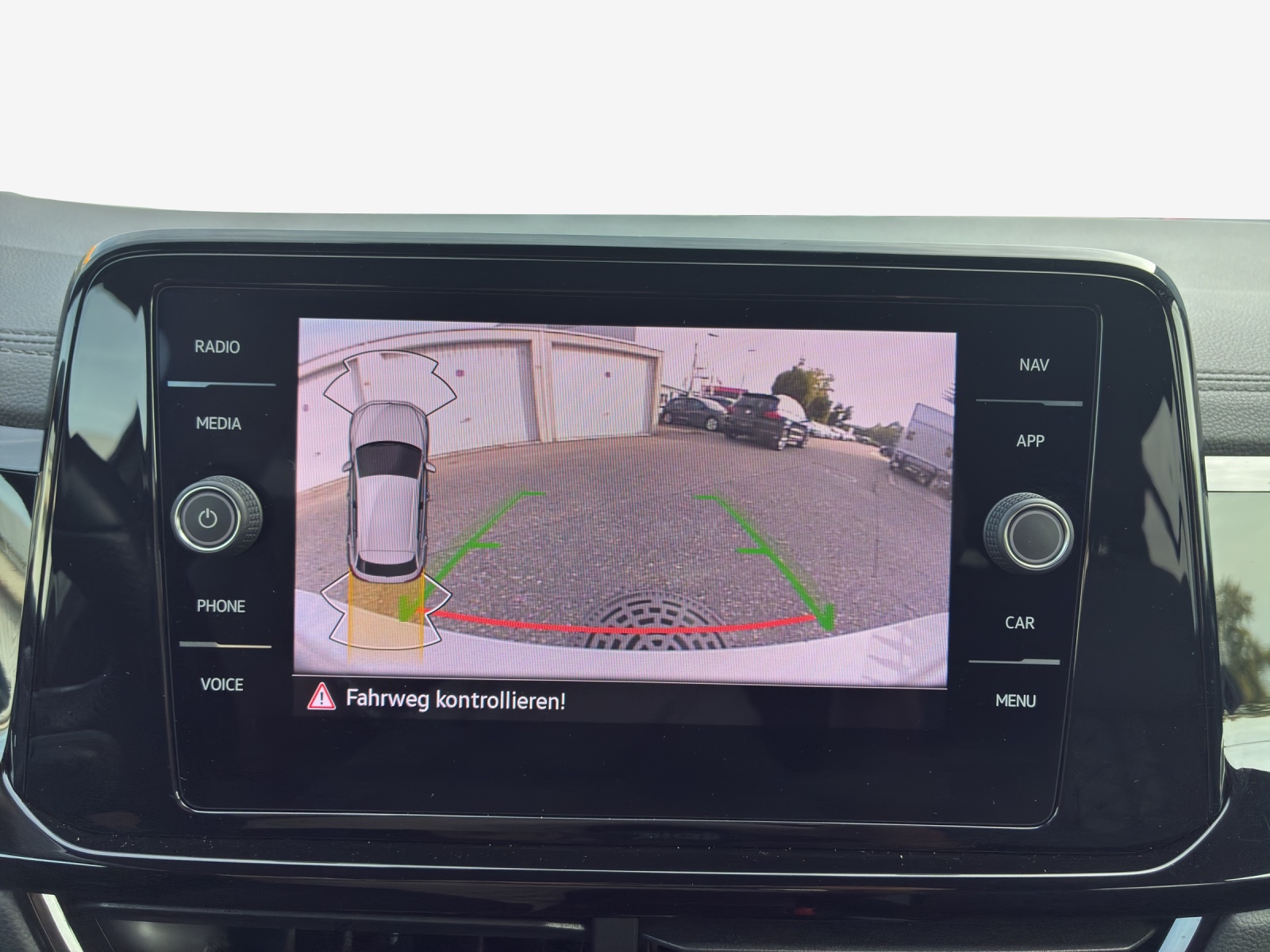 VW T-Roc 1.5 TSI EVO R-Line DSG-image-13
