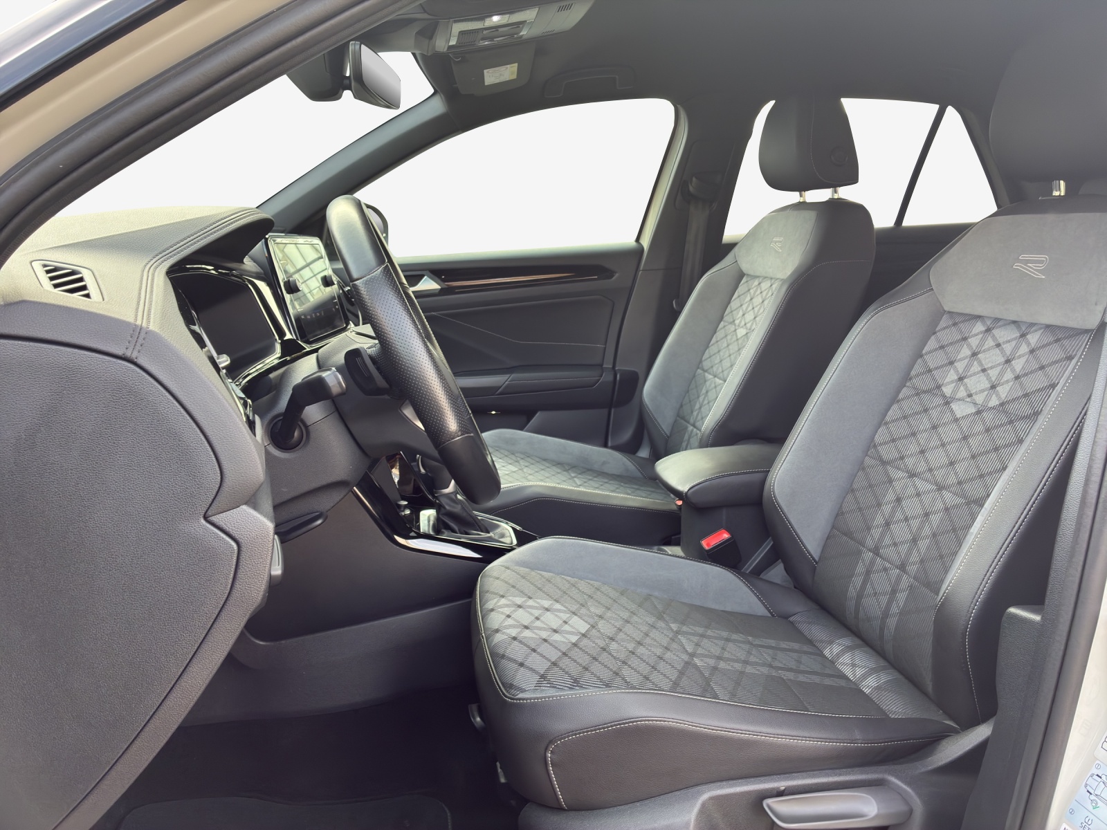 VW T-Roc 1.5 TSI EVO R-Line DSG-image-7