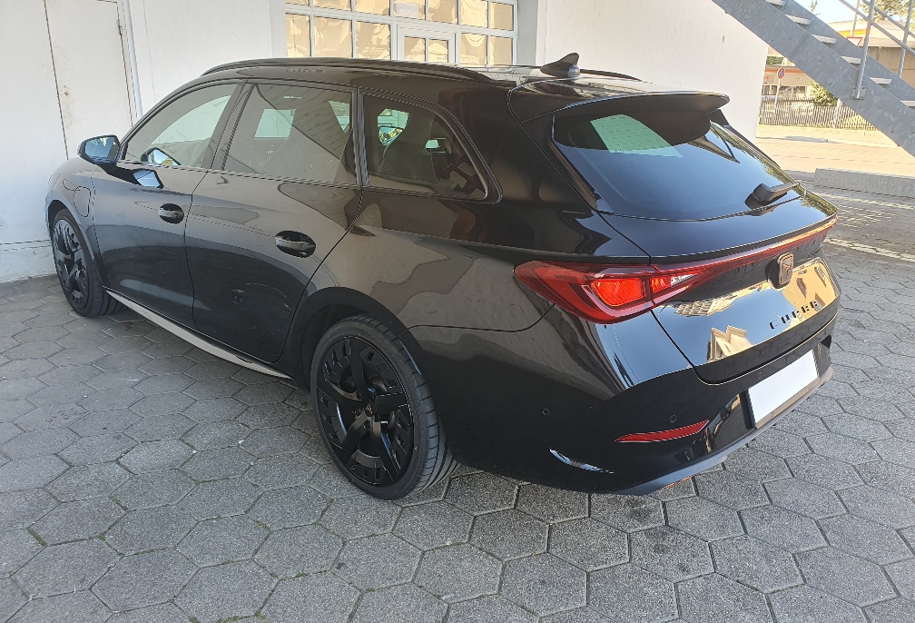 CUPRA LEON ST 1.4 e-HYBRID pHEV DSG-showroom-element-3