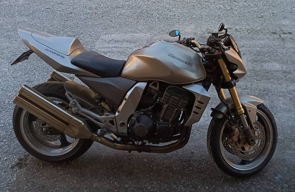 KAWASAKI Z 1000-image-4