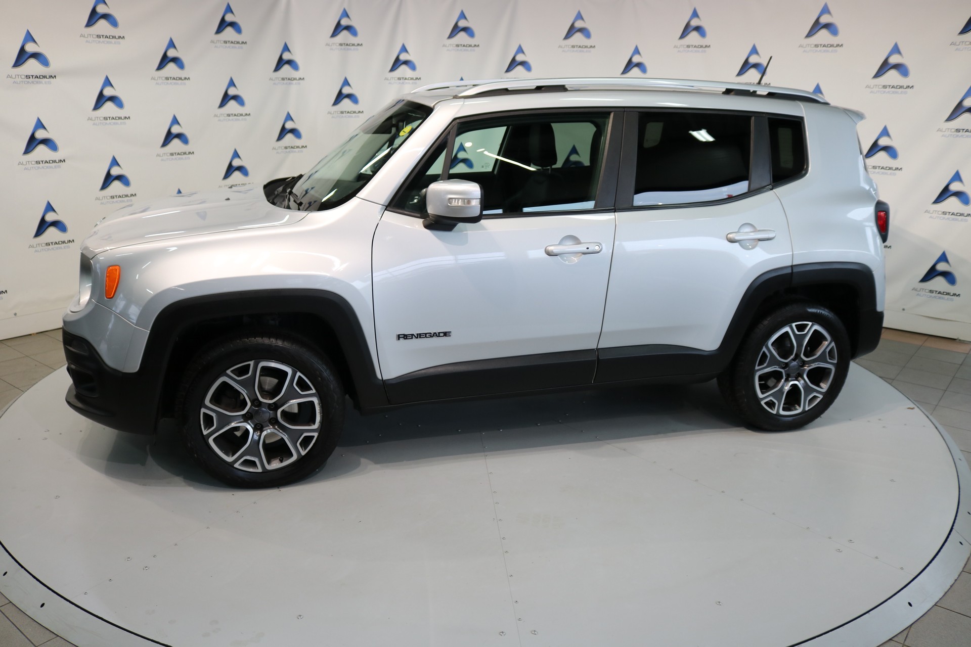 JEEP Renegade 2.0 CRD Limited AWD + Low Range 9ATX-image-14