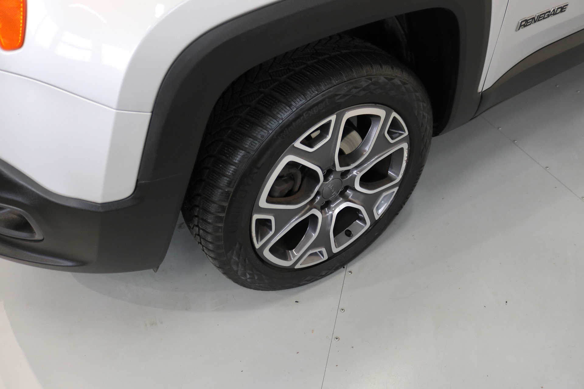JEEP Renegade 2.0 CRD Limited AWD + Low Range 9ATX-image-29