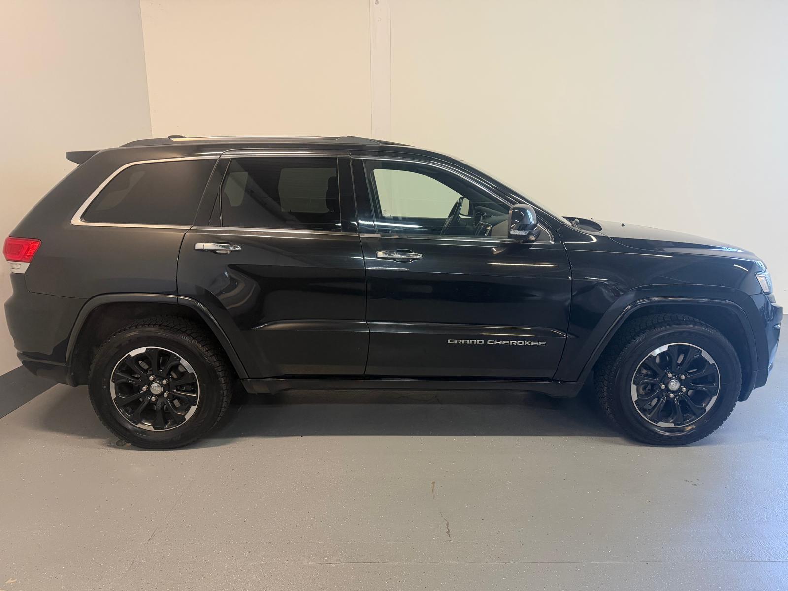 JEEP Grand Cherokee 3.0 CRD Overland Automatic-image-8