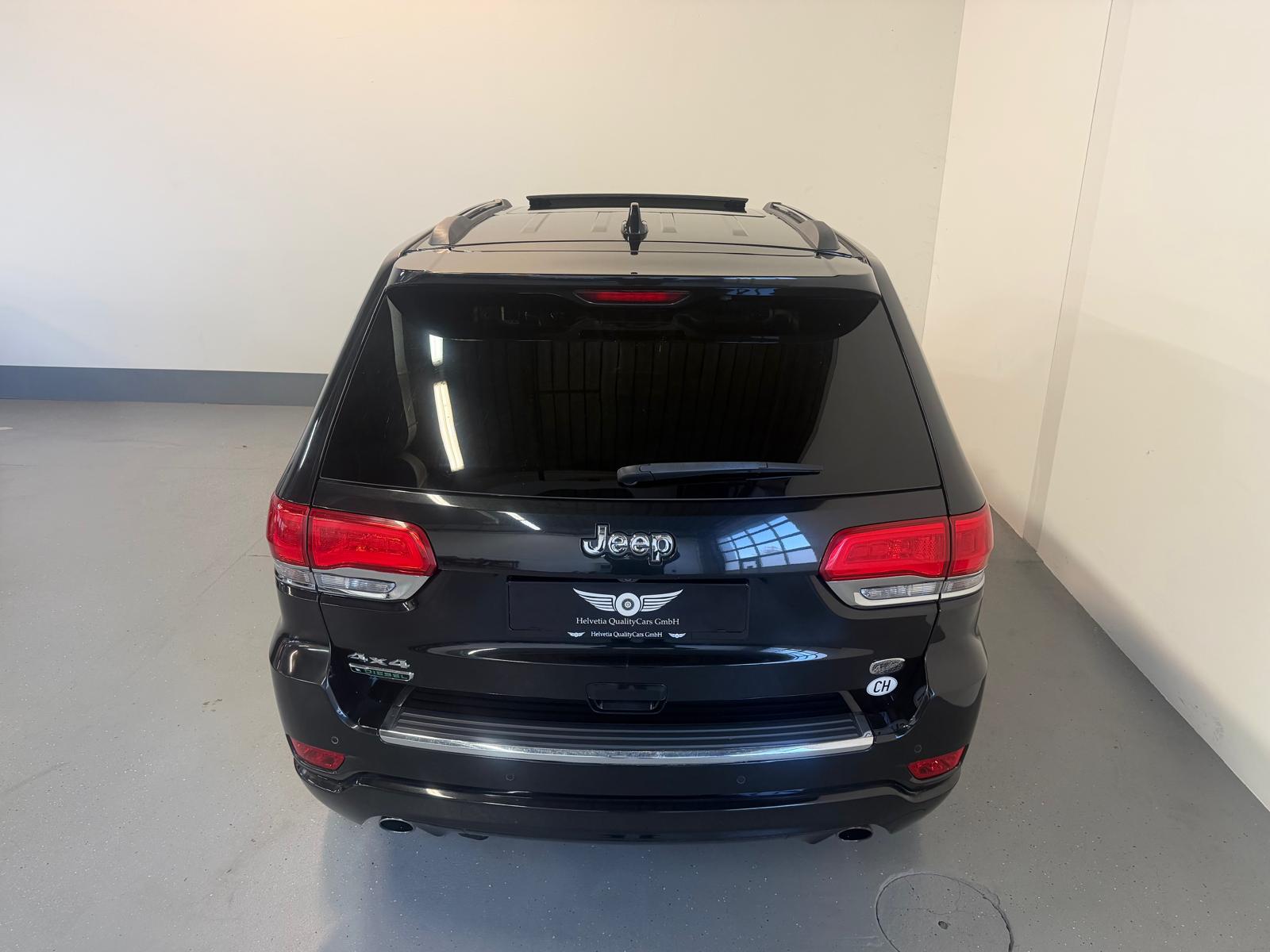 JEEP Grand Cherokee 3.0 CRD Overland Automatic-image-13