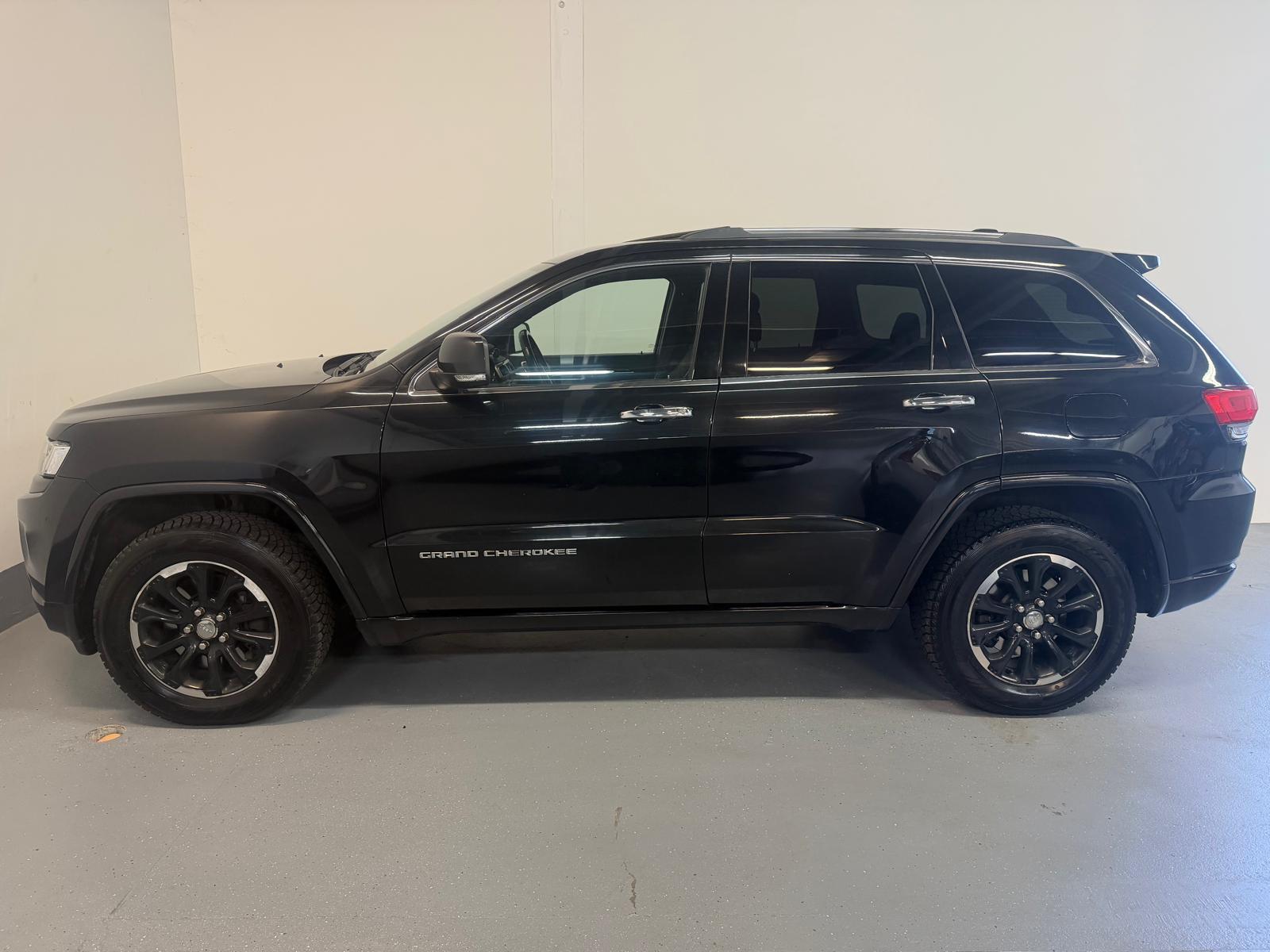 JEEP Grand Cherokee 3.0 CRD Overland Automatic-image-9