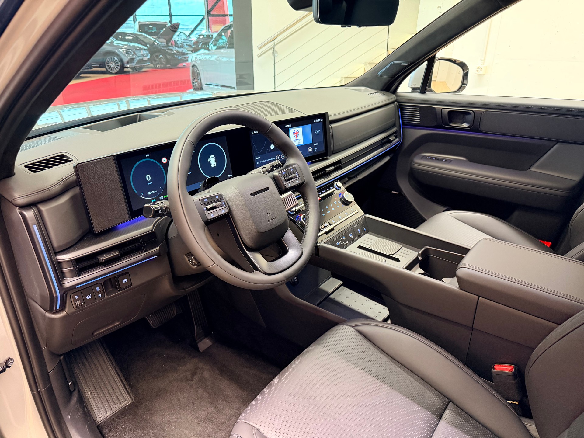 HYUNDAI Santa Fe 1.6 T-GDi PHEV Calligraphy 4WD Automatic-image-10