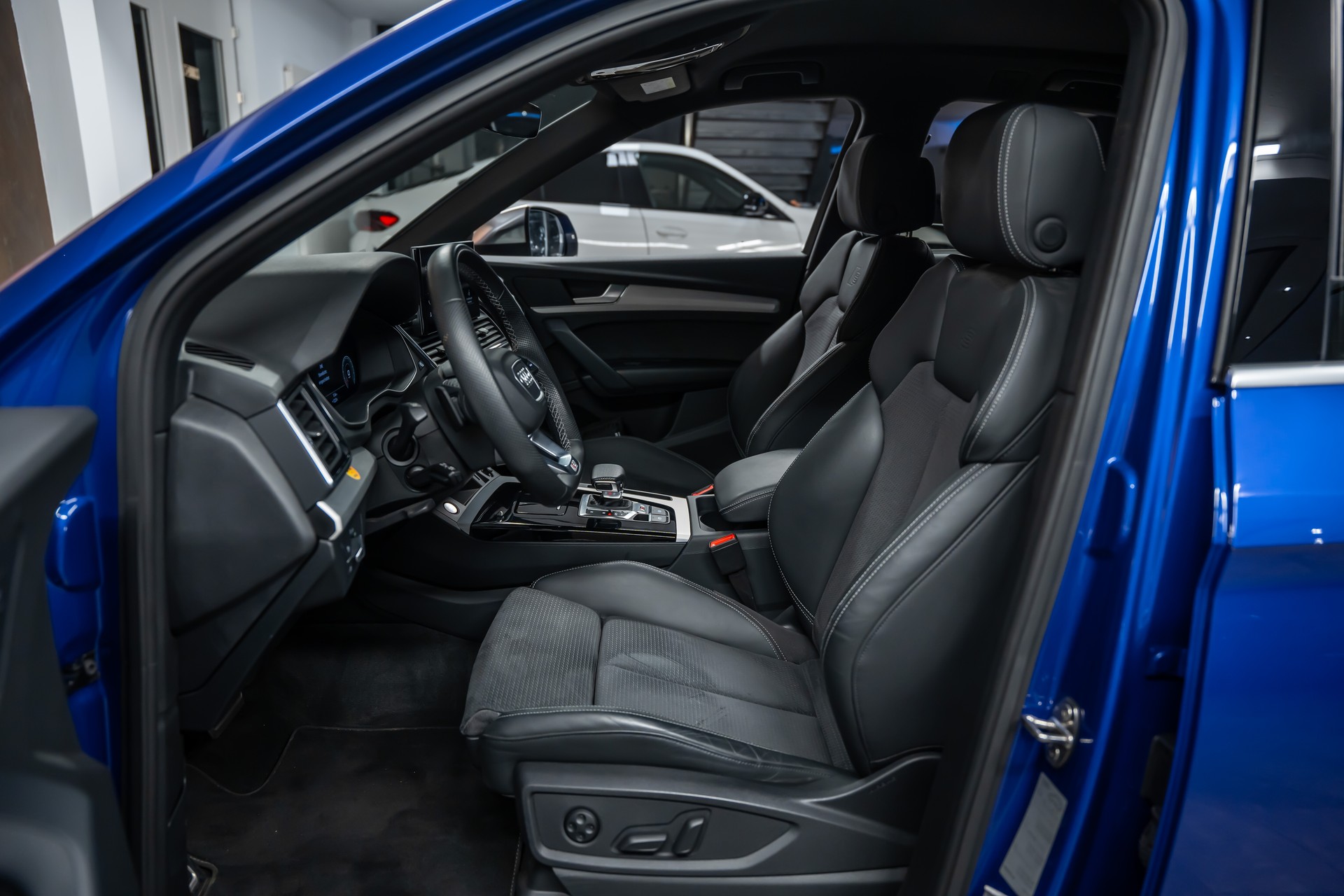 AUDI SQ5 TDI quattro tiptronic *Facelift*Matrix-LED*Fahrassist*R-Kamera*-image-13