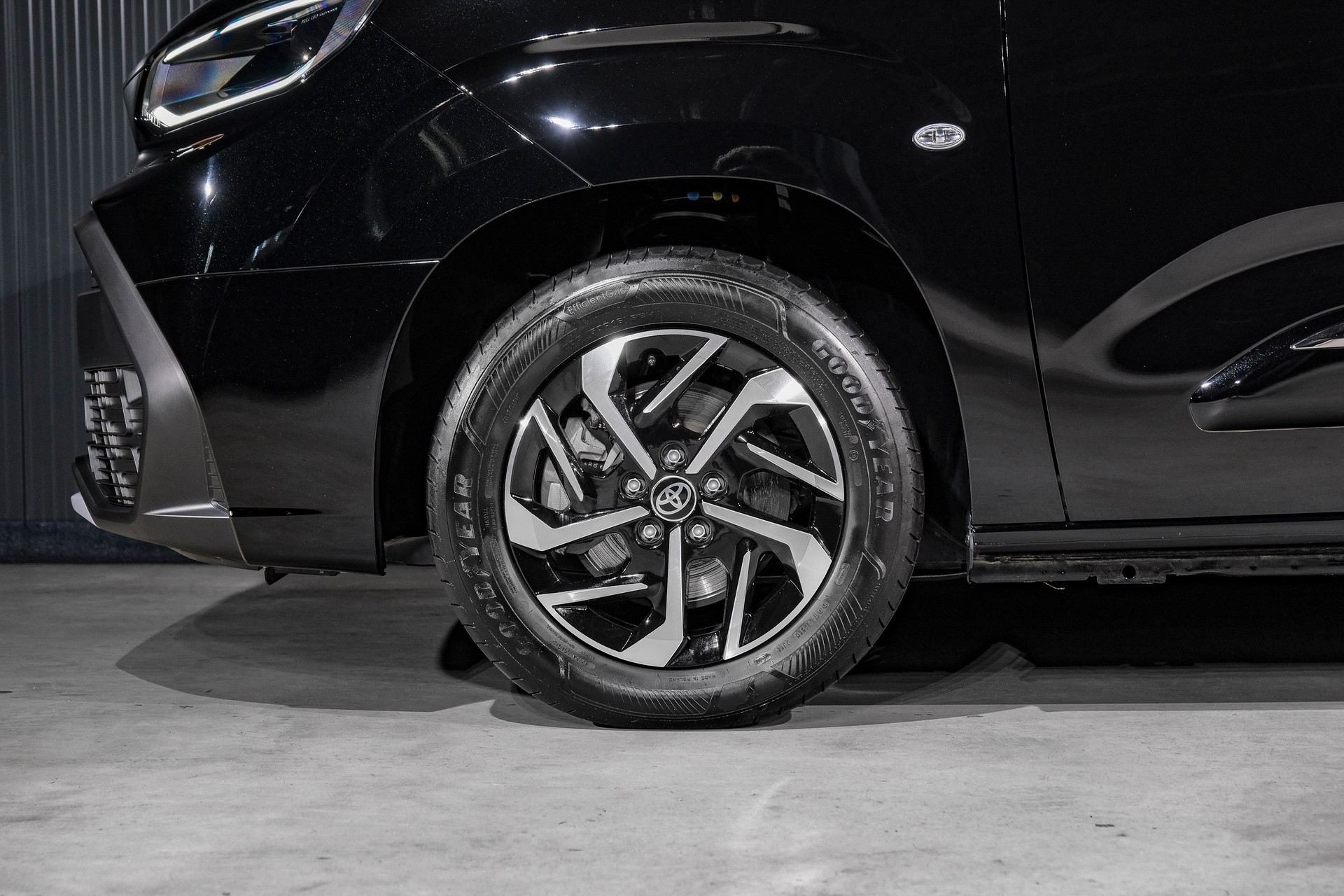 TOYOTA Proace City Verso 1.5 Trend Long Automatik-image-26