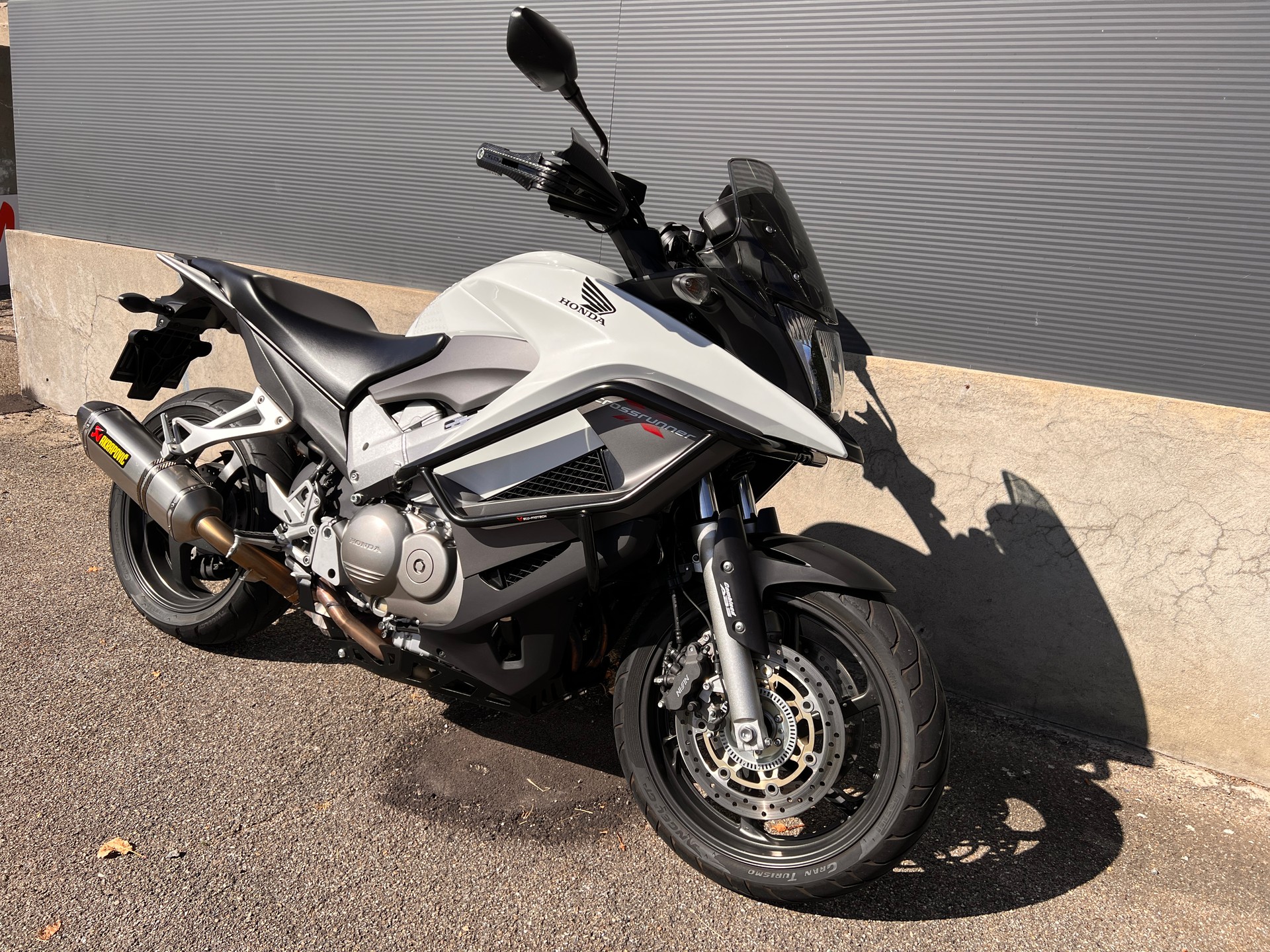 HONDA VFR 800 XA Crossrunner-image-1