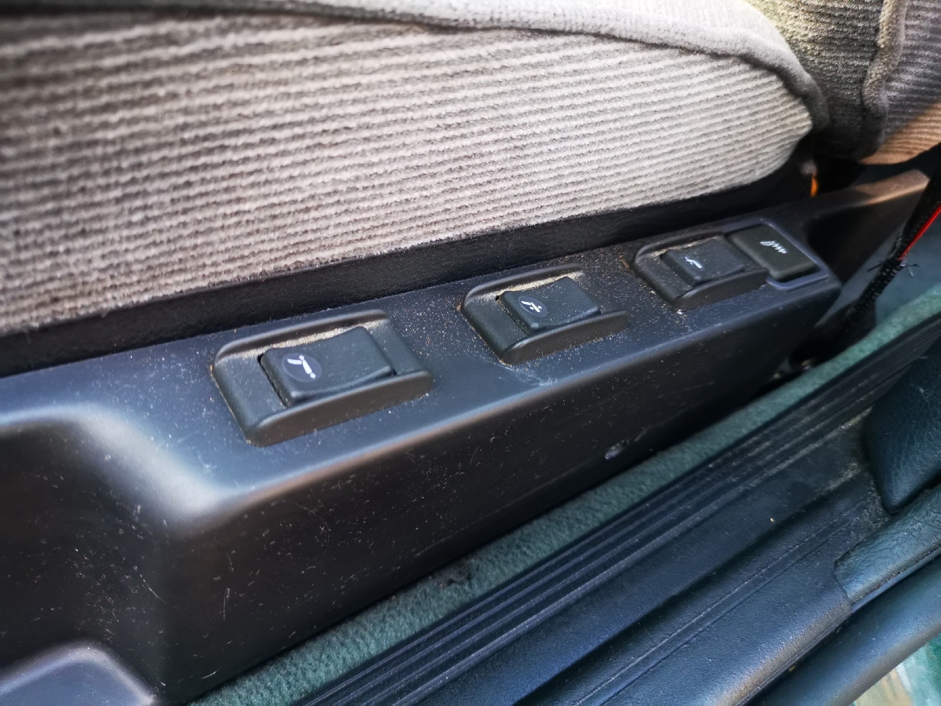 ALFA ROMEO 164 3.0-image-8