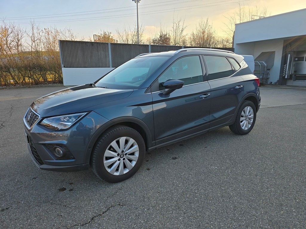 SEAT Arona 1.6 TDI Xcellence DSG-showroom-element-1