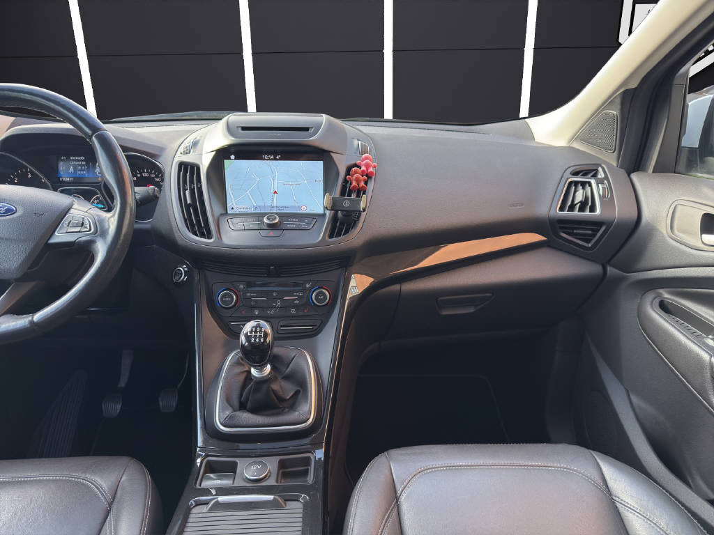 FORD Kuga 2.0 TDCi 150 Titanium 2WD-image-11