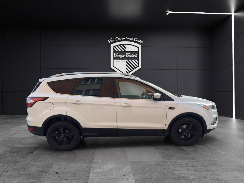 FORD Kuga 2.0 TDCi 150 Titanium 2WD-image-6