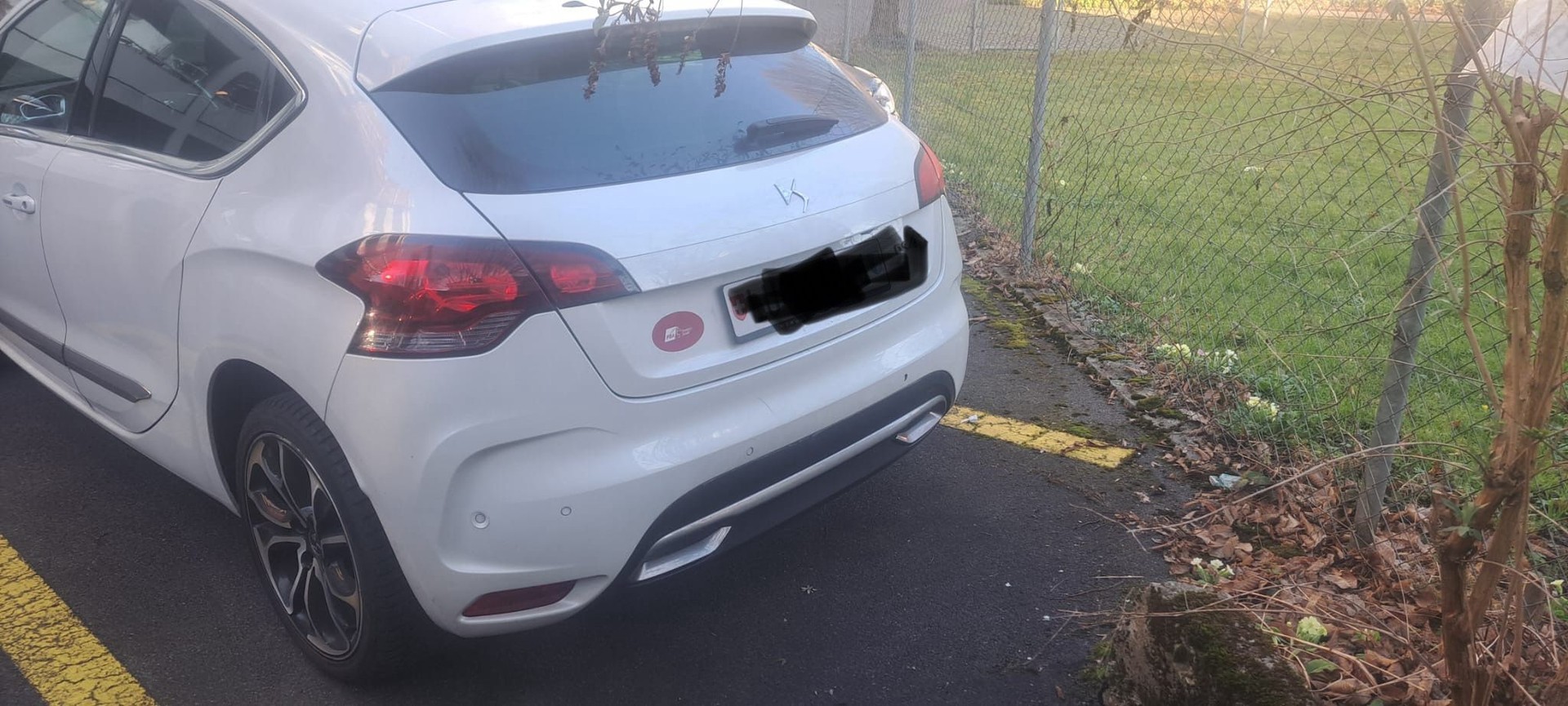 DS AUTOMOBILES DS 4 1.6 THP Sport Chic Automatic-image-1