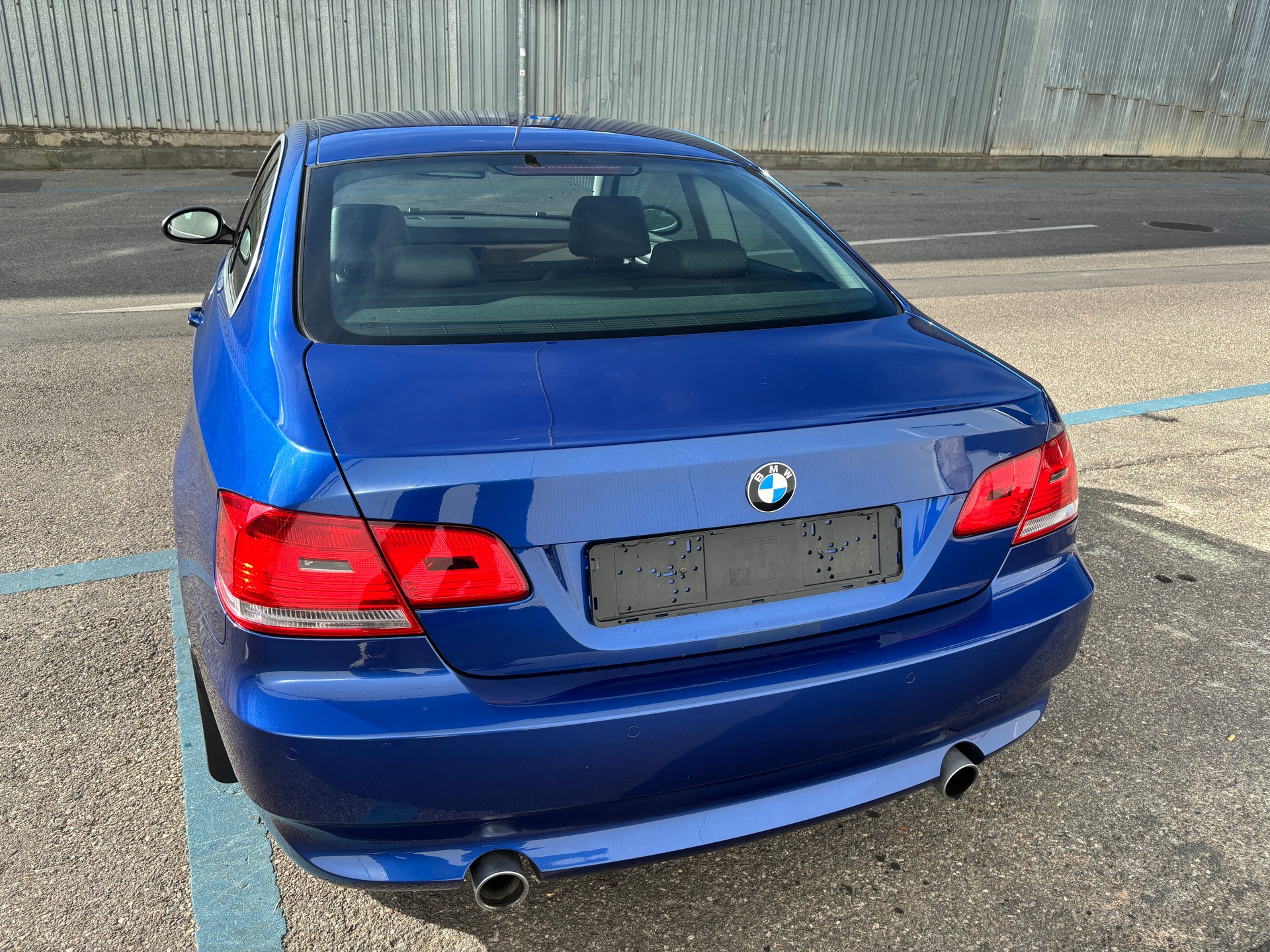BMW 335i Coupé-image-7