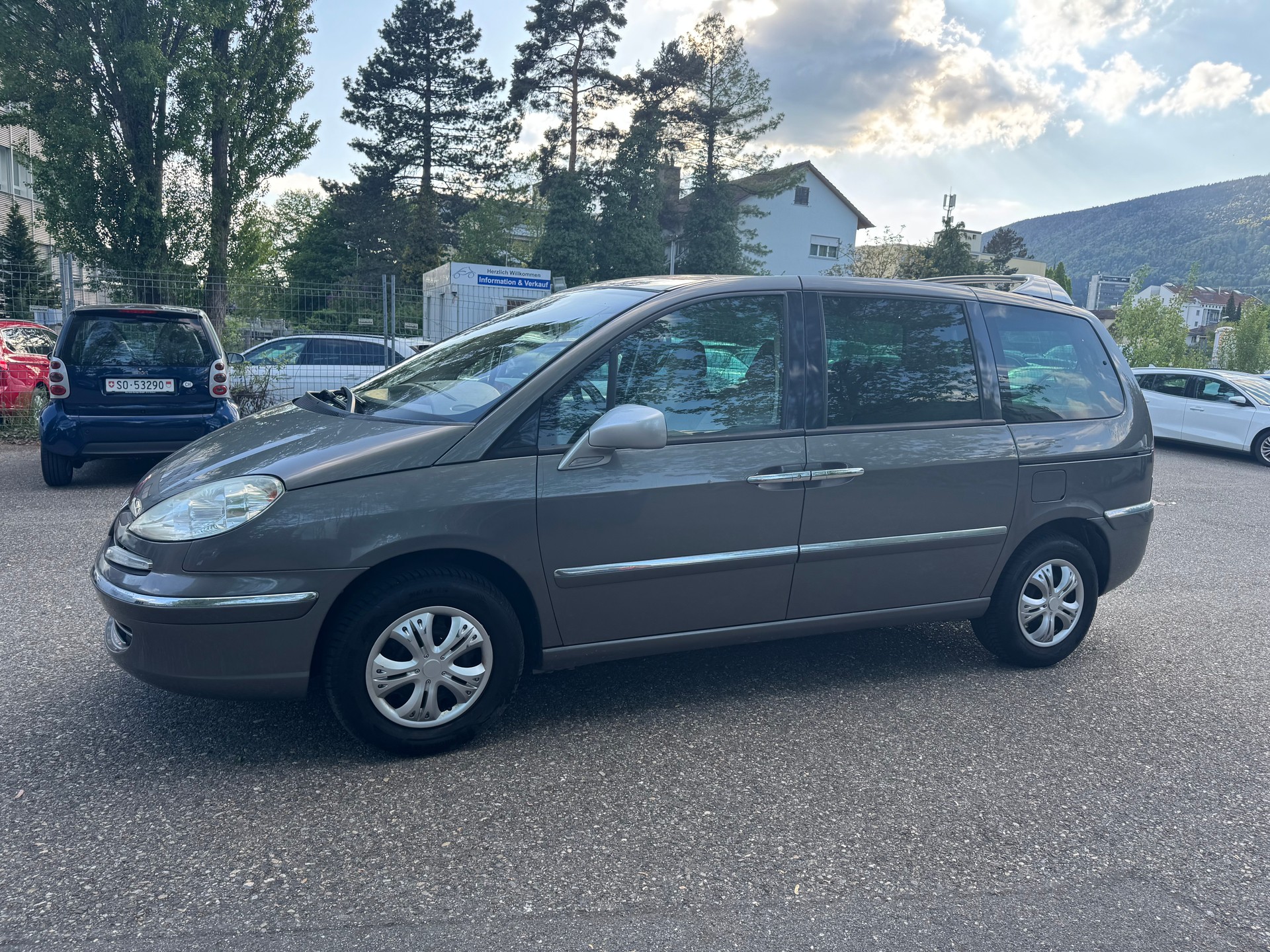 PEUGEOT 807 2.0 16V (SR) Family Automatic-image-7