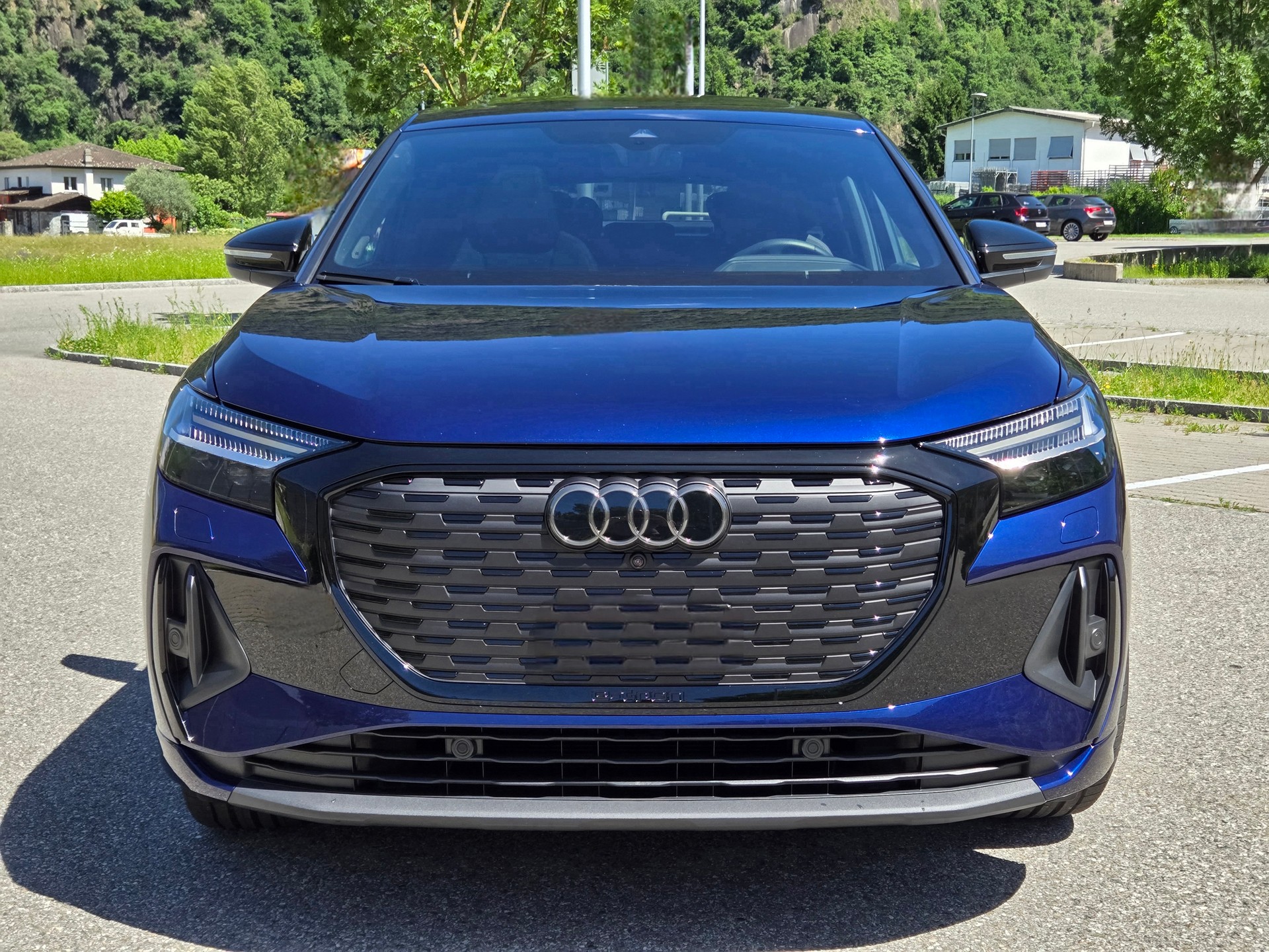 AUDI Q4 Sportback e-tron 50 quattro-image-1