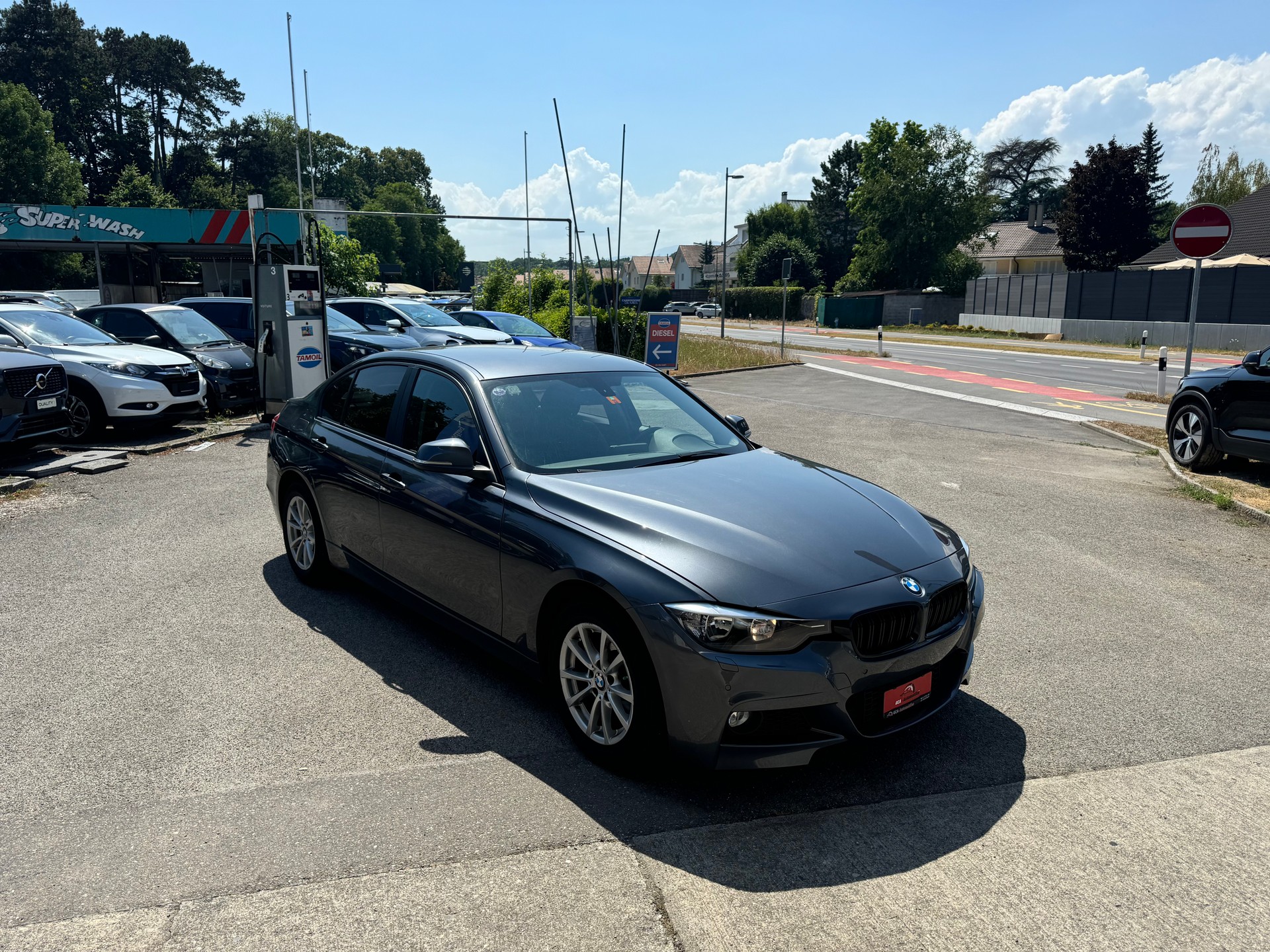 BMW 320i Steptronic-image-1
