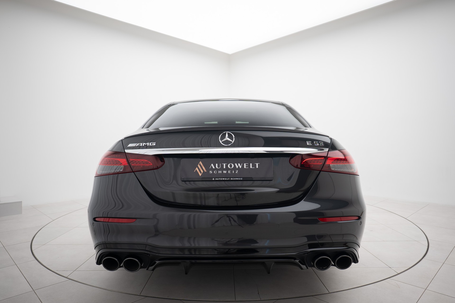 MERCEDES-BENZ AMG E 53 4Matic+ Speedshift 9G-TCT-showroom-element-3