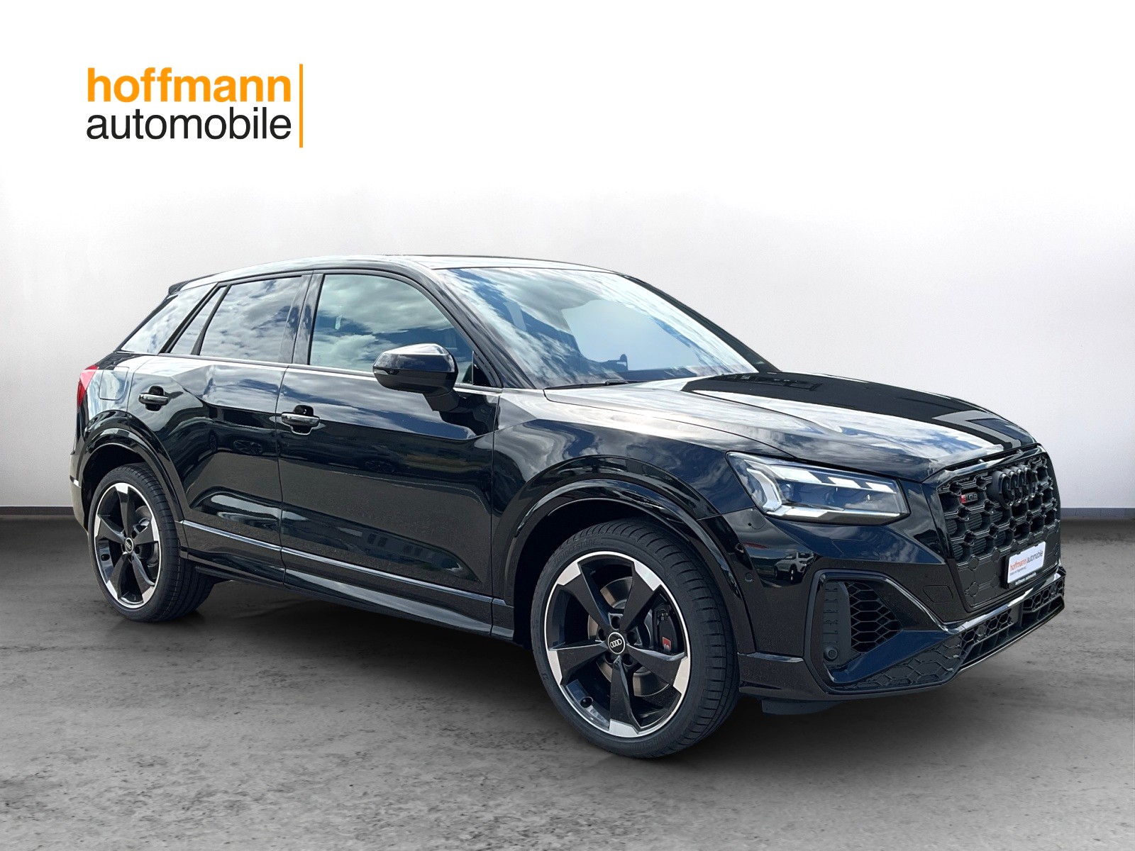 AUDI SQ2 TFSI quattro S-tronic-showroom-element-2