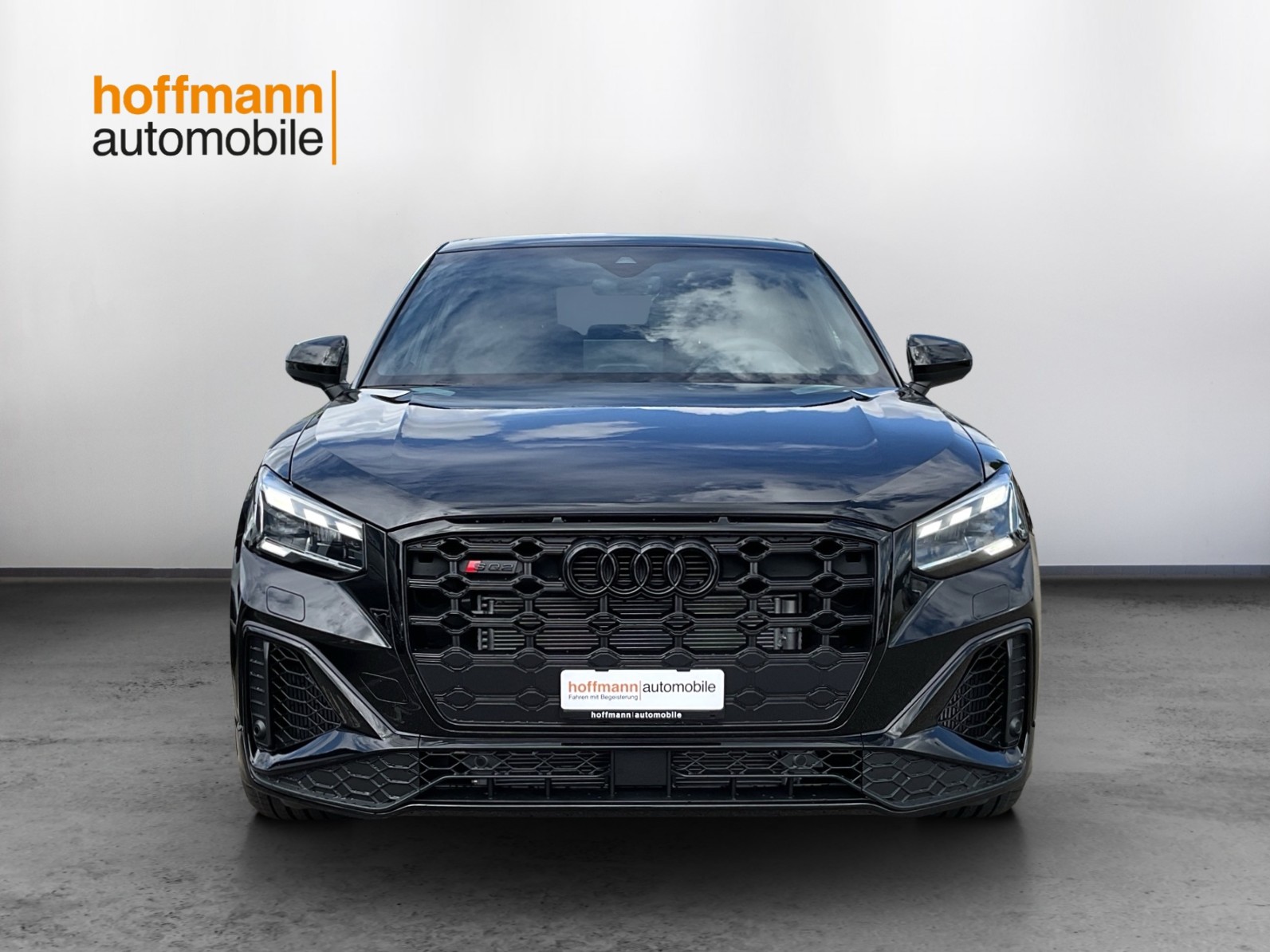 AUDI SQ2 TFSI quattro S-tronic-showroom-element-1