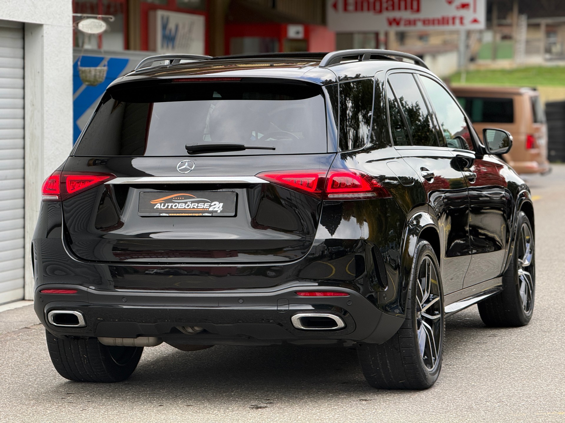 MERCEDES-BENZ GLE 400 d 4Matic AMG Line 9G-Tronic-showroom-element-3